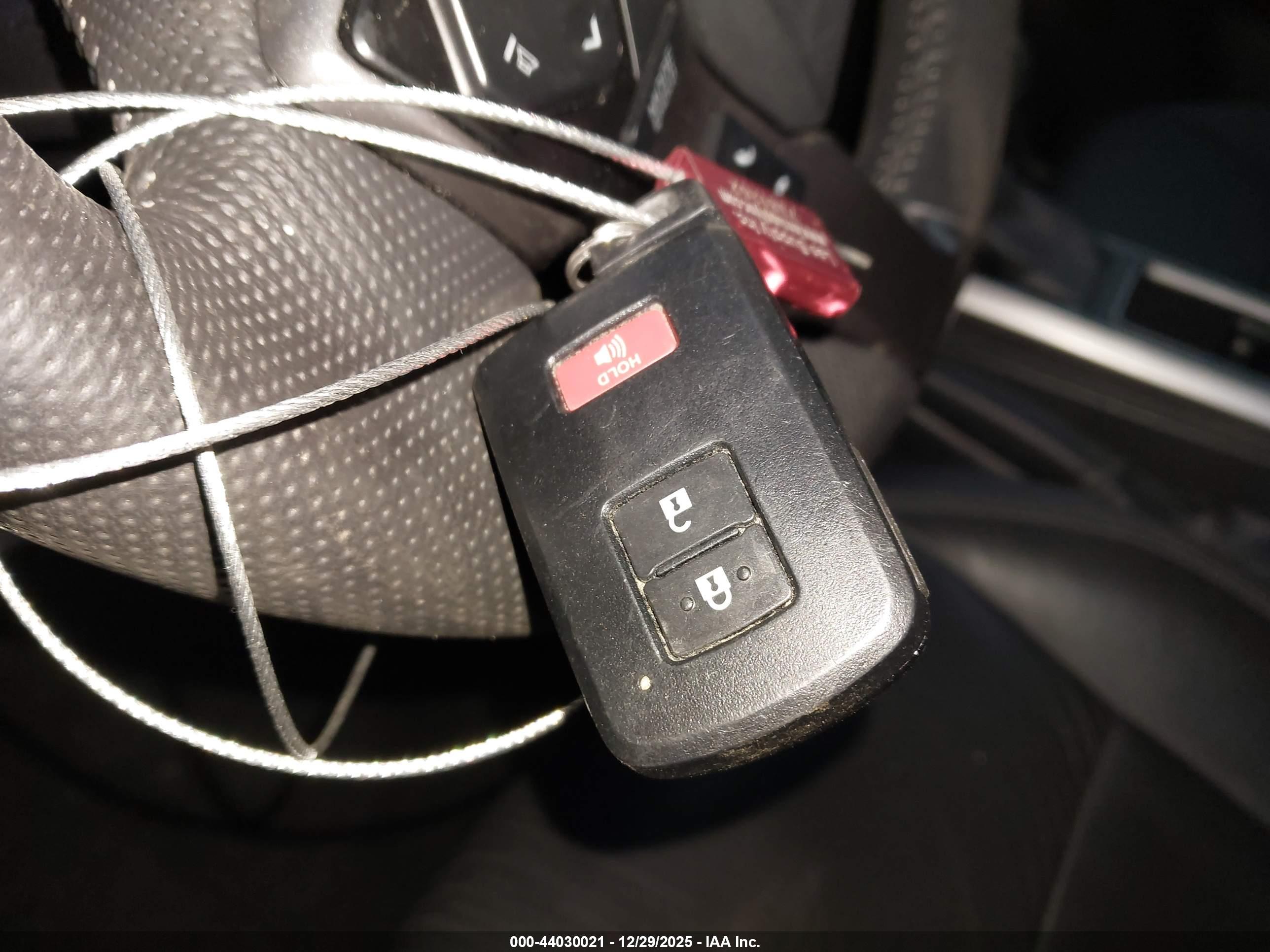 TOYOTA TACOMA image 11