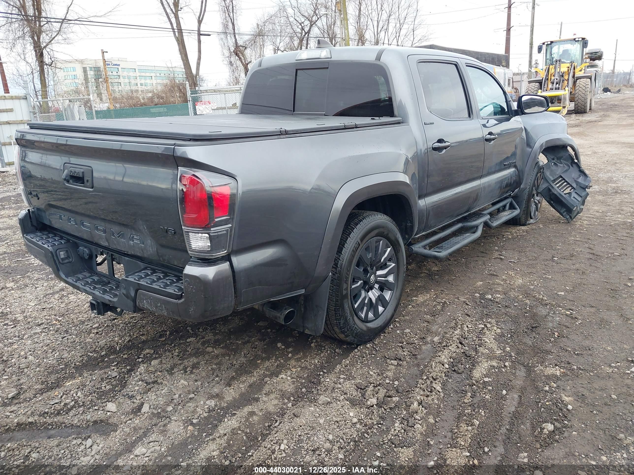 TOYOTA TACOMA image 4