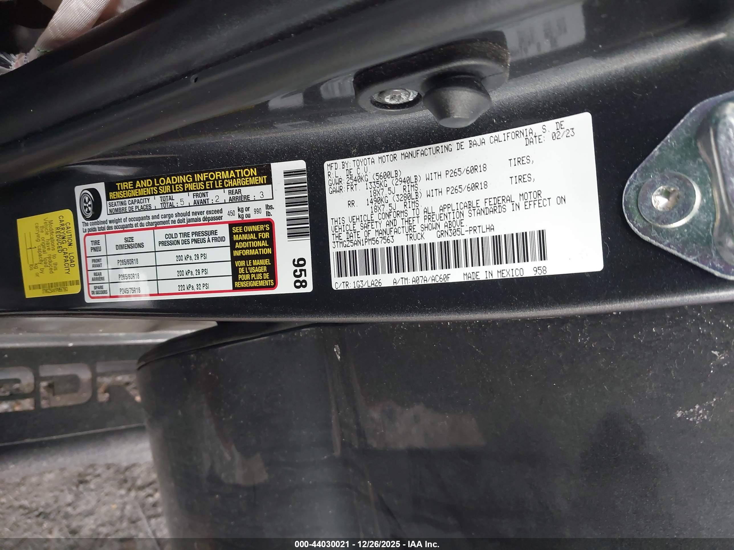 TOYOTA TACOMA image 9