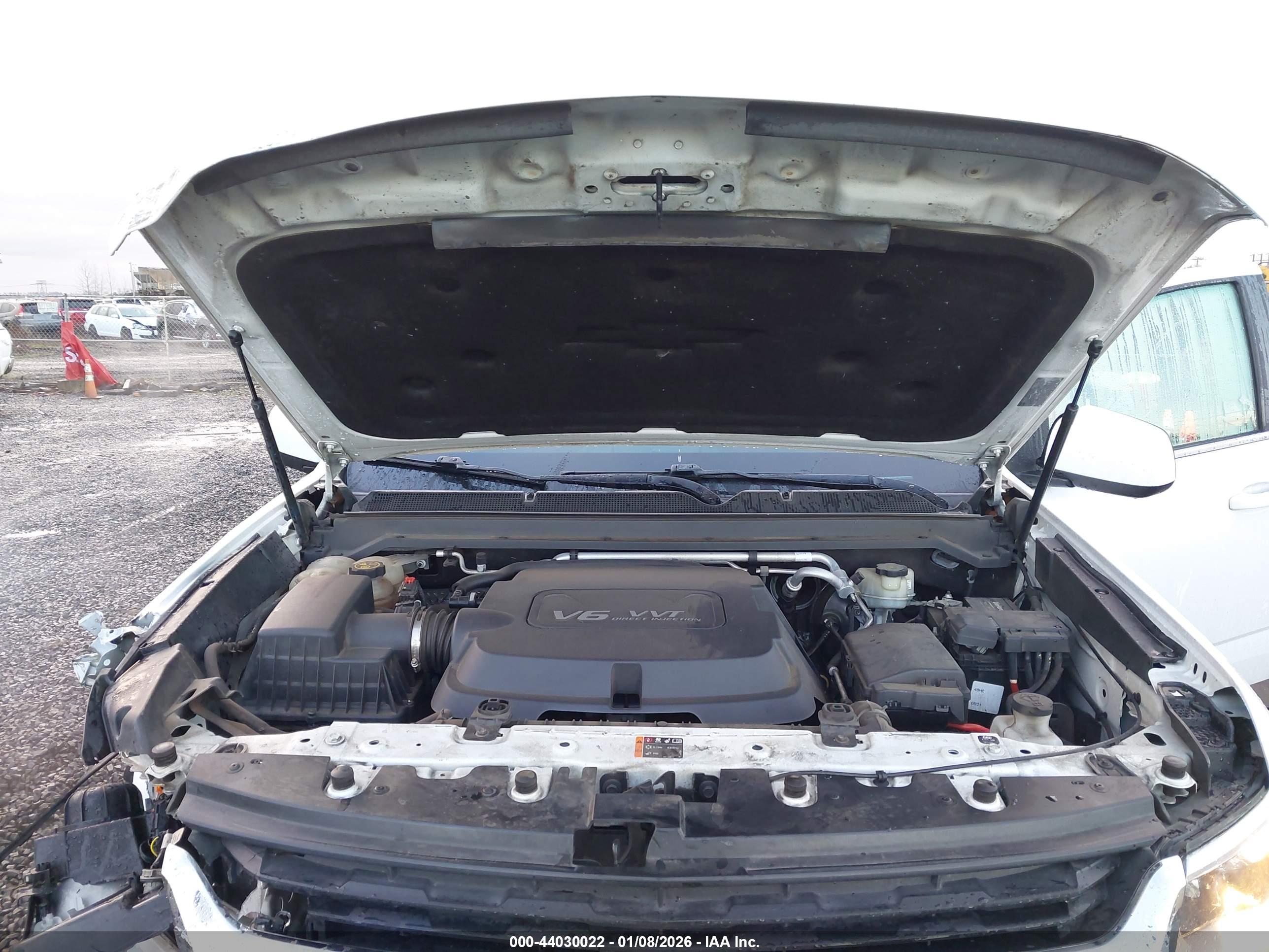 CHEVROLET COLORADO image 10