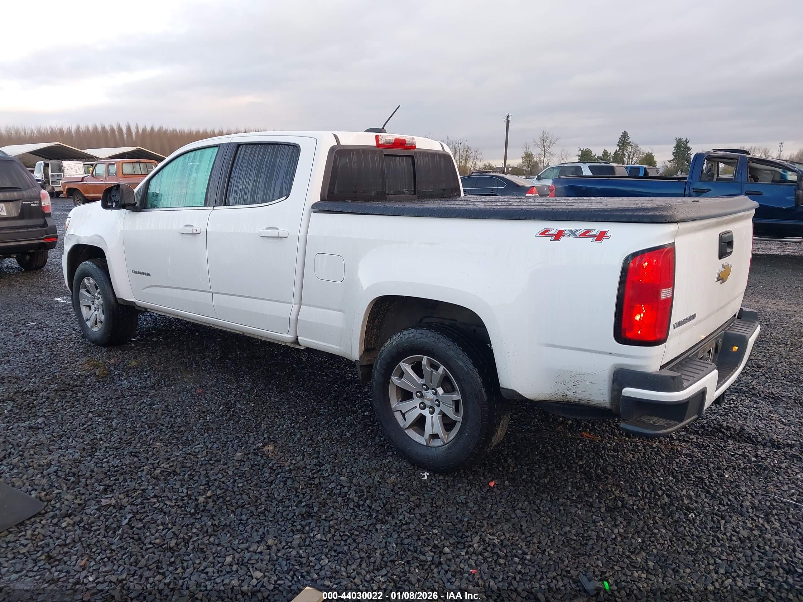 CHEVROLET COLORADO image 3