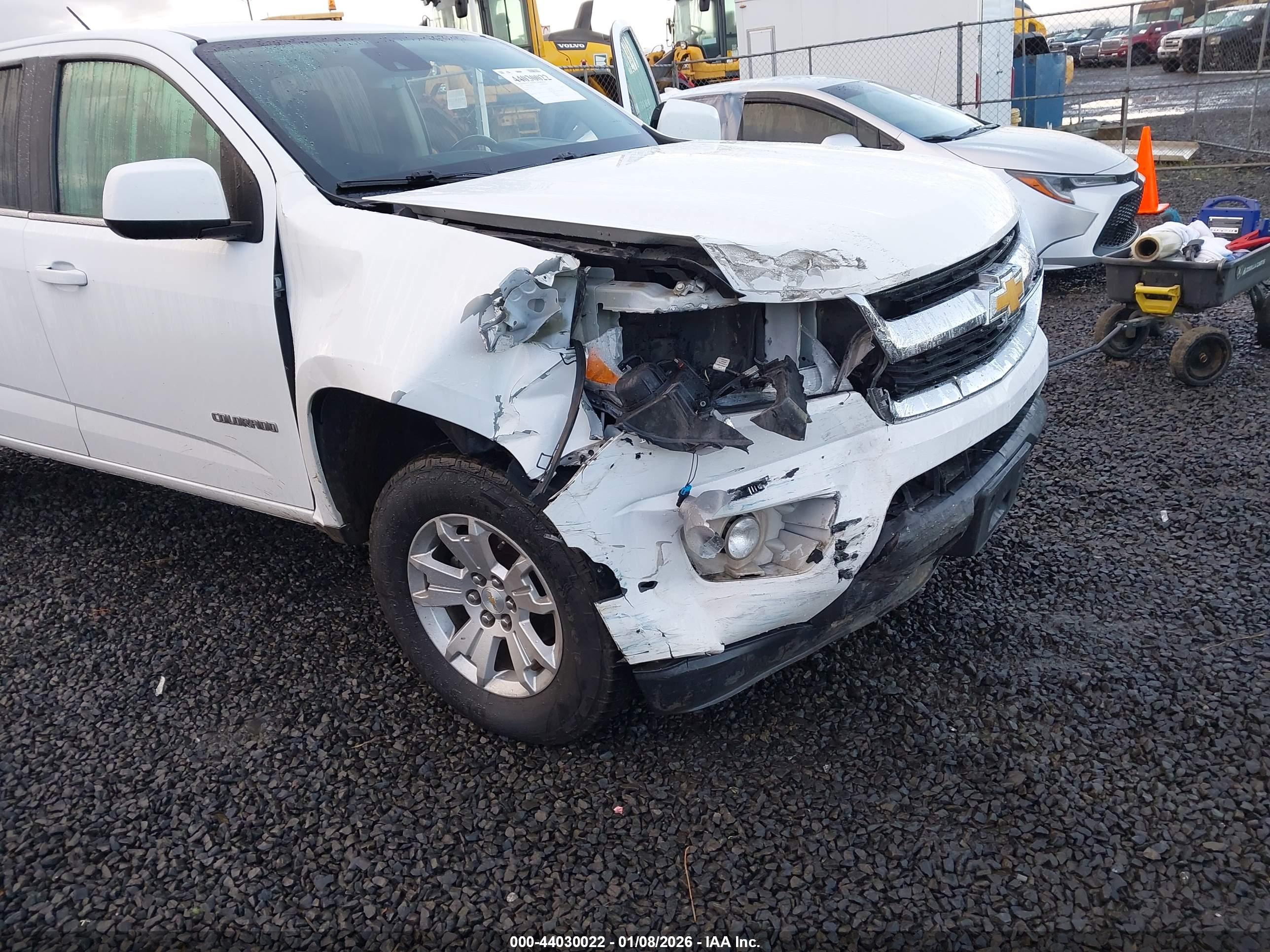 CHEVROLET COLORADO image 6