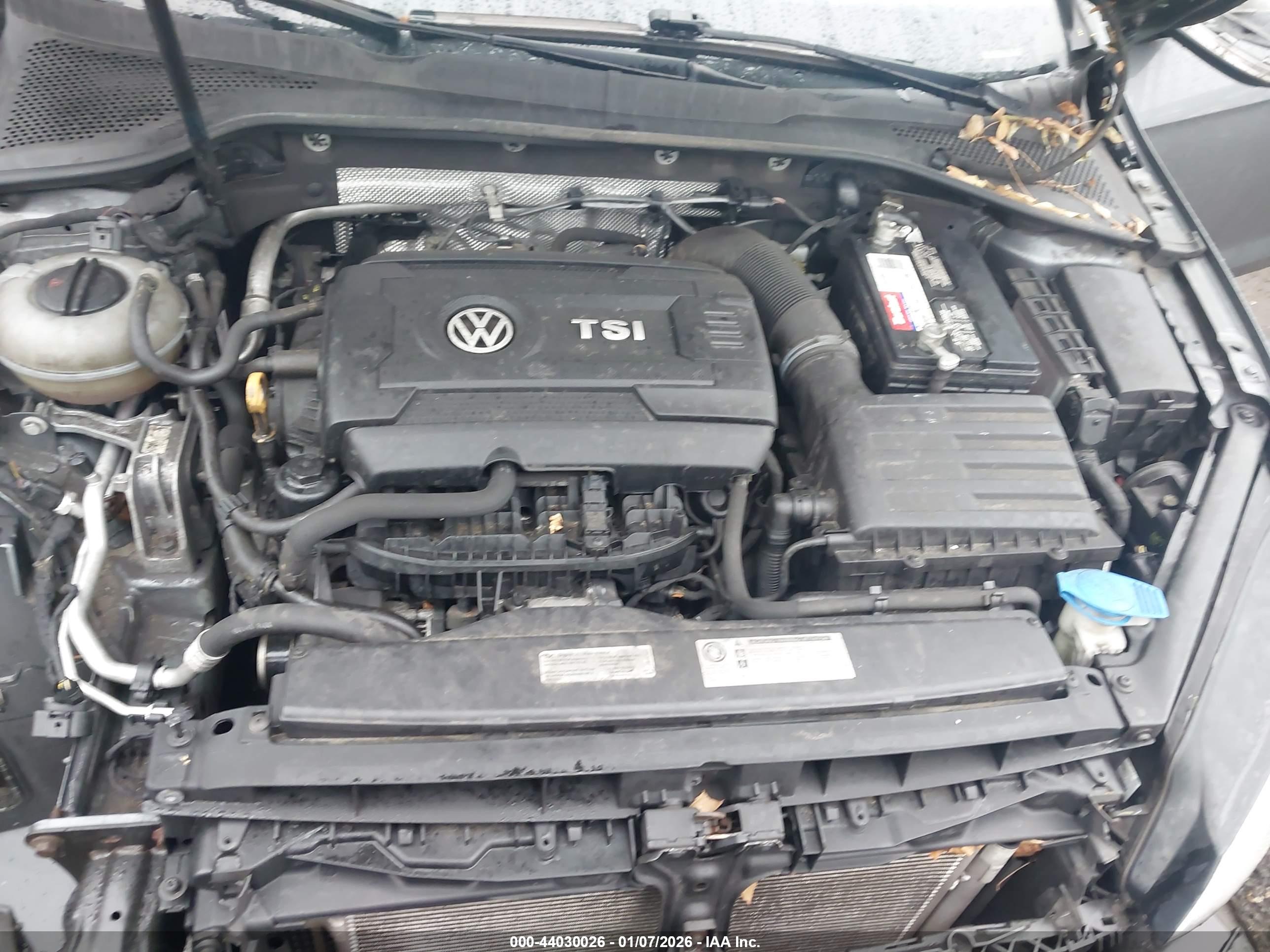 VOLKSWAGEN GOLF image 10