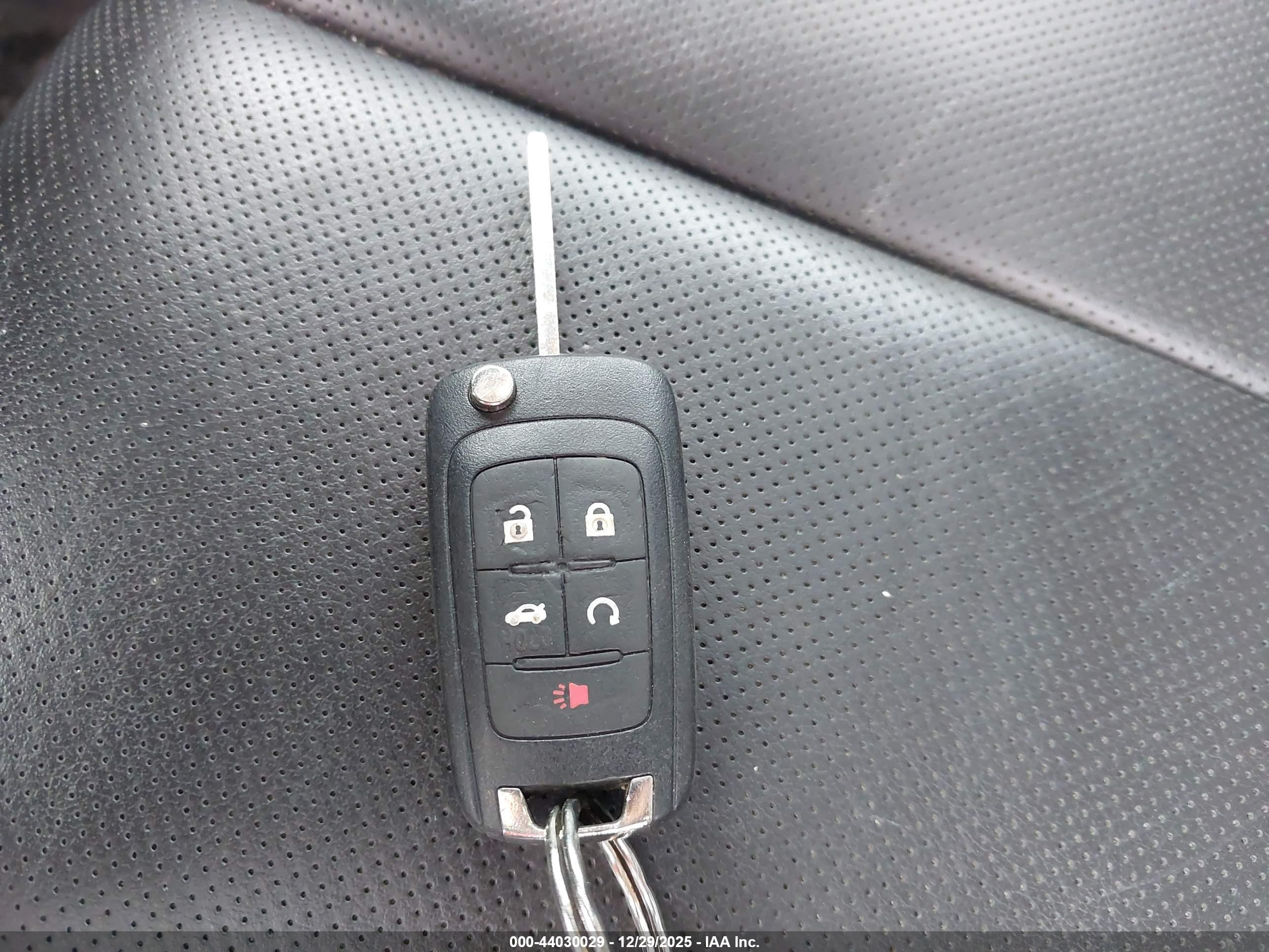 CHEVROLET EQUINOX image 11