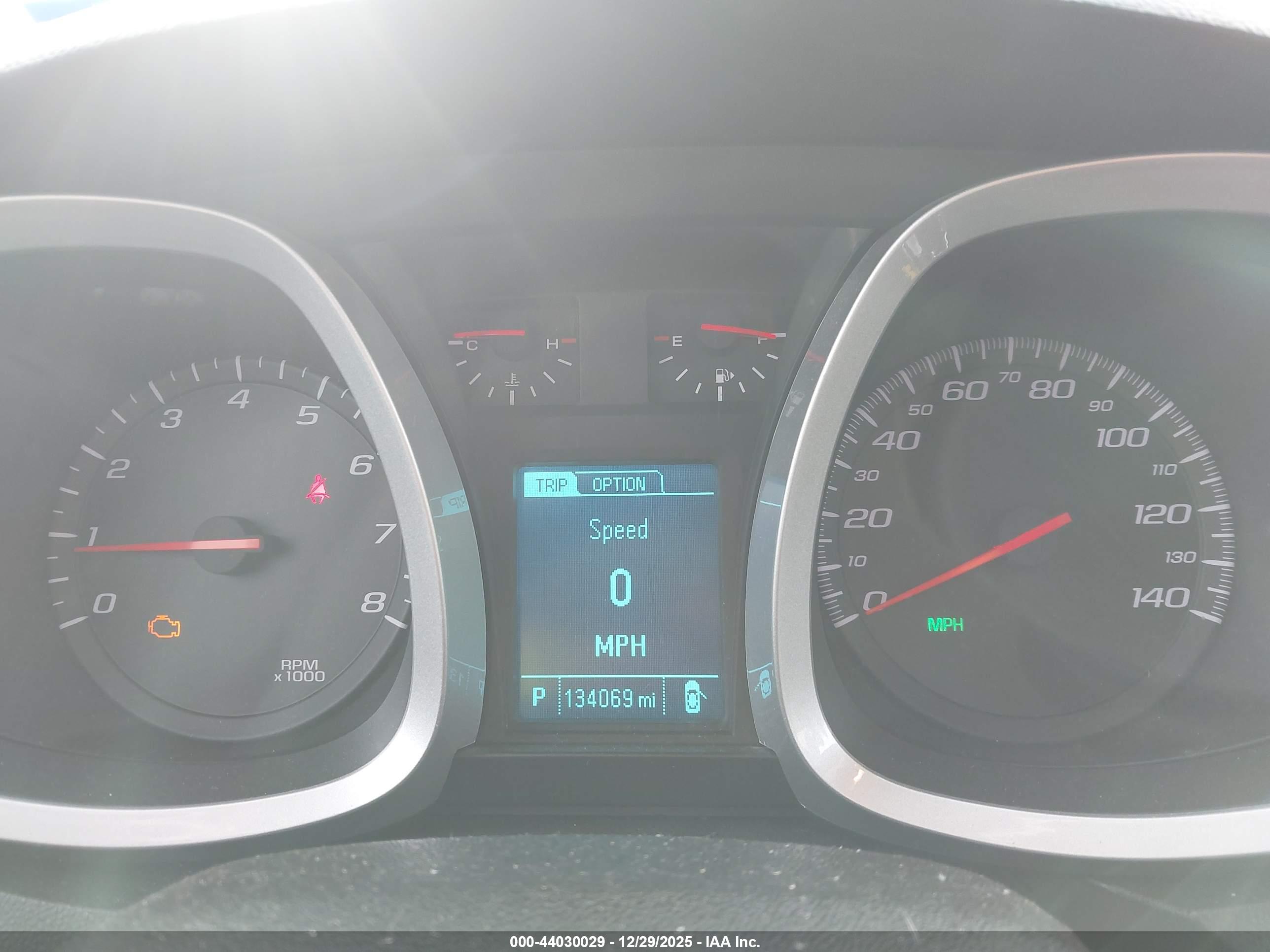 CHEVROLET EQUINOX image 7