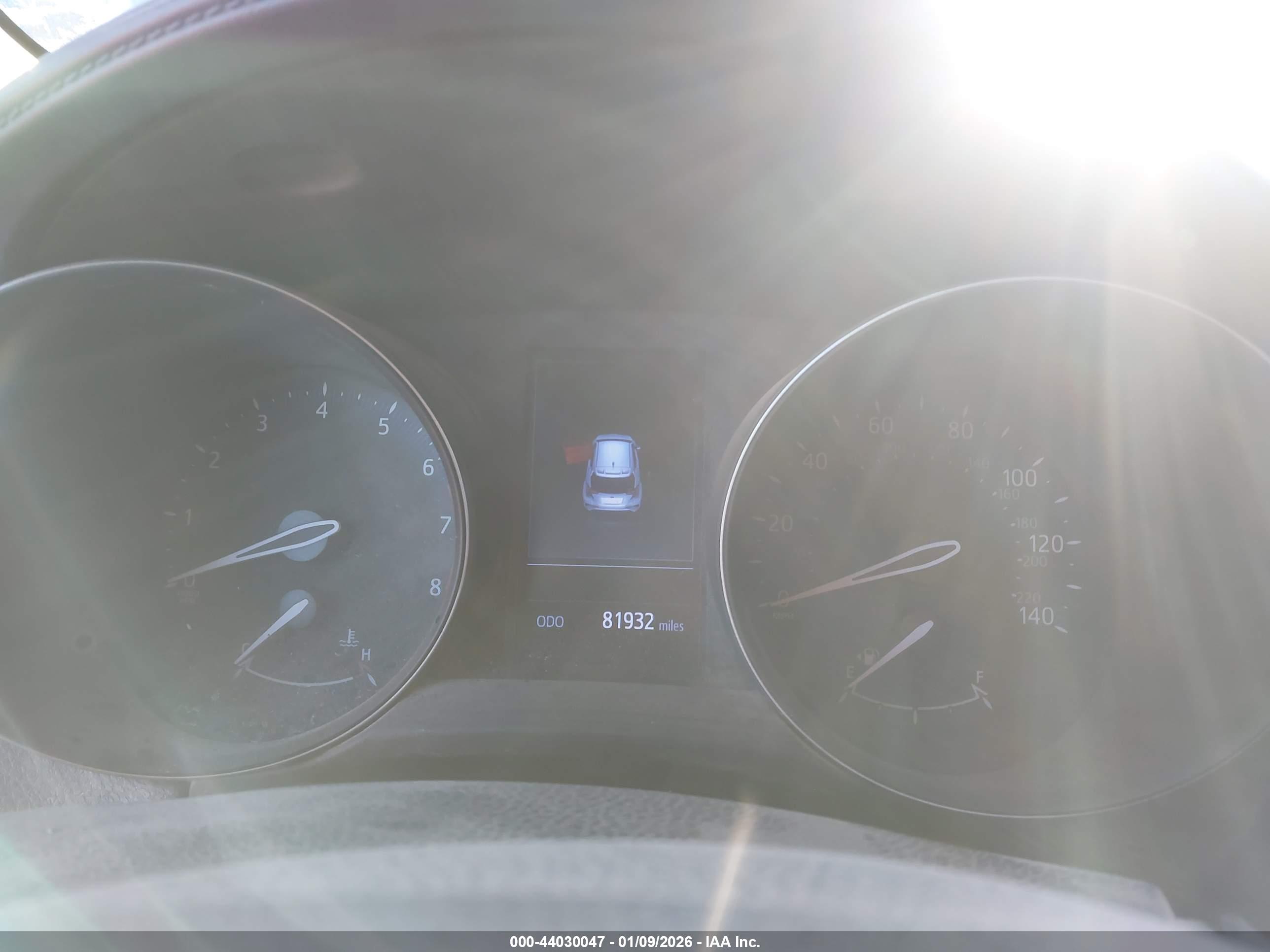 TOYOTA C-HR image 7