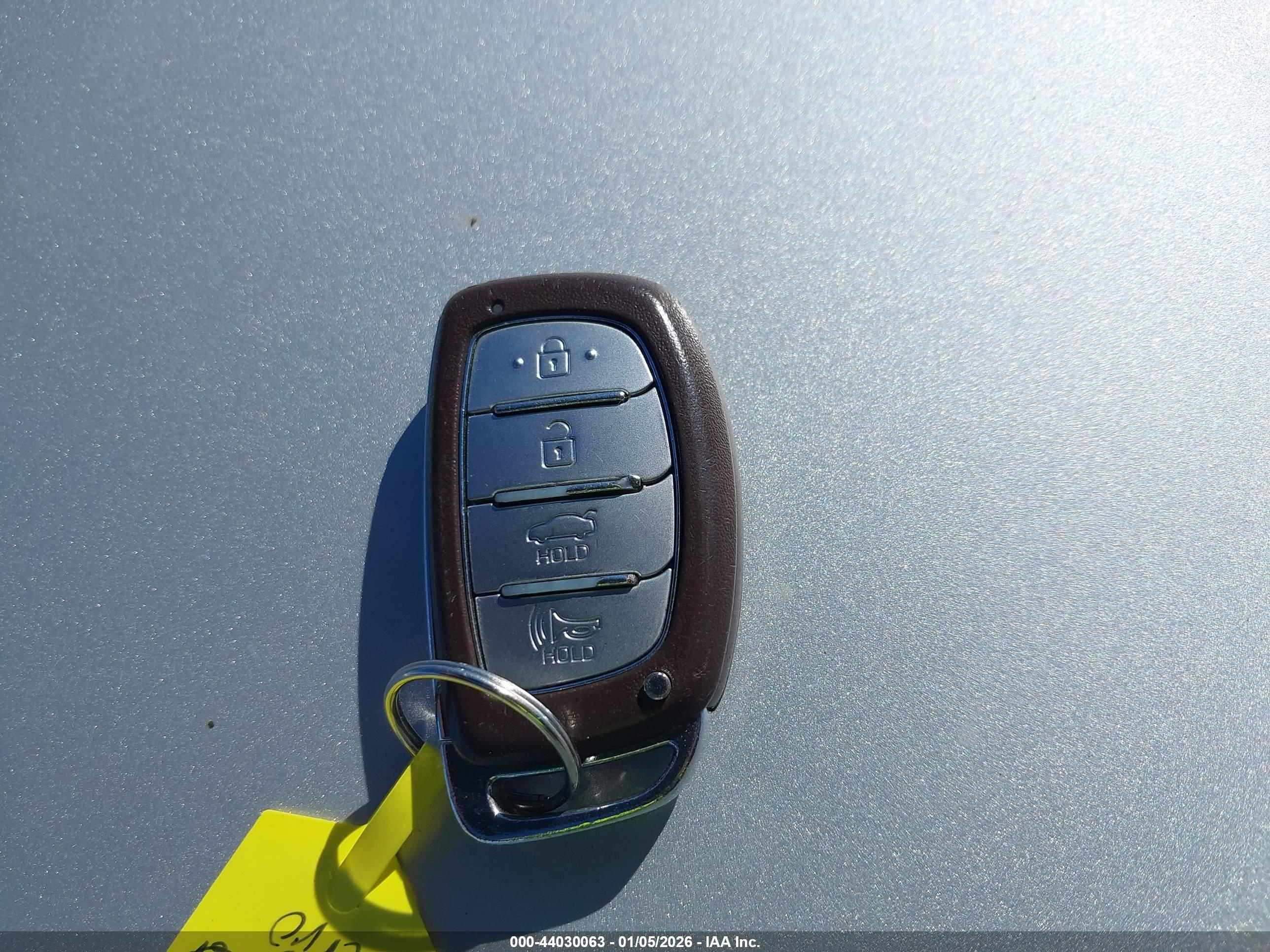 HYUNDAI ELANTRA image 11