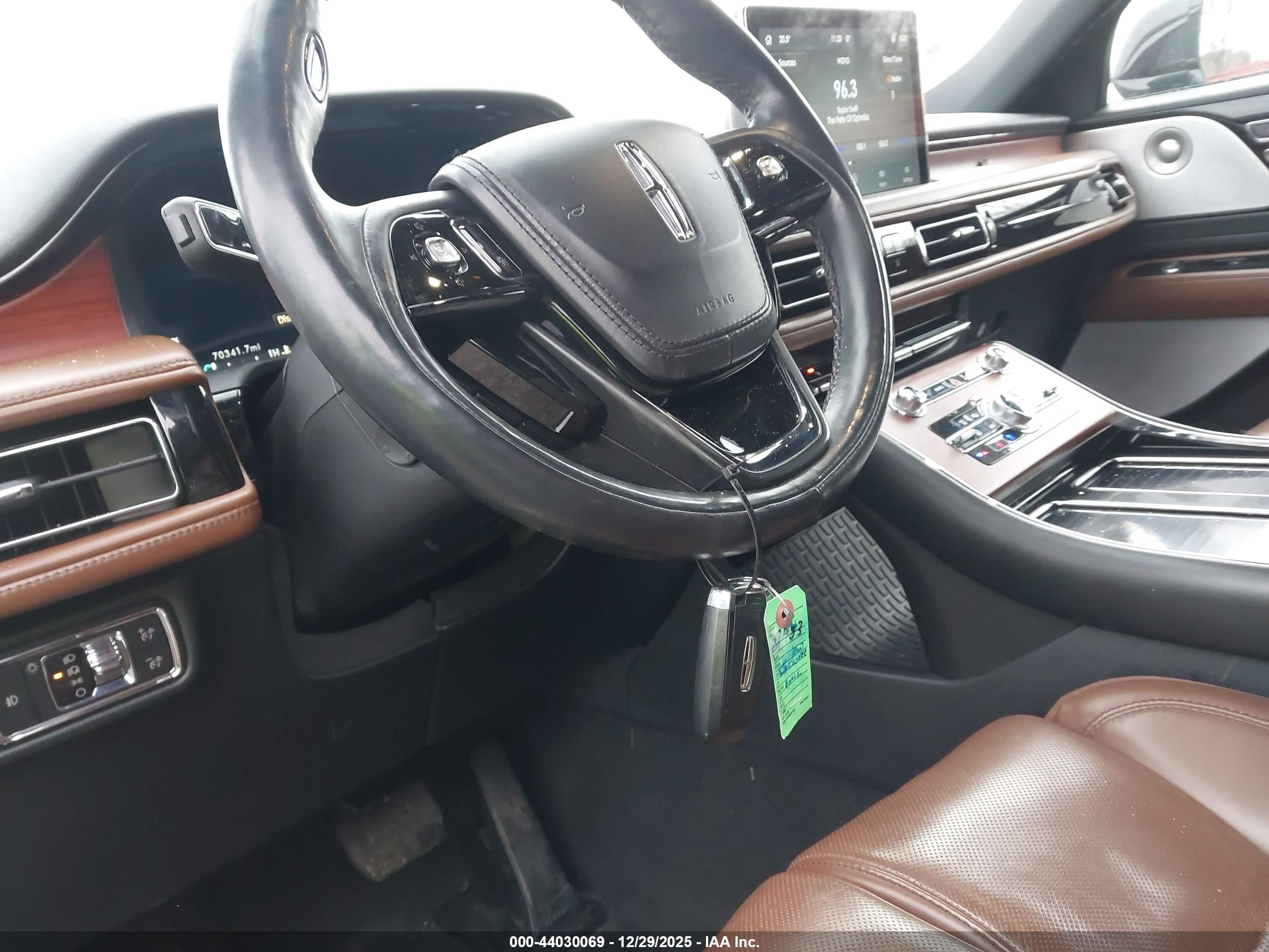 LINCOLN AVIATOR image 11