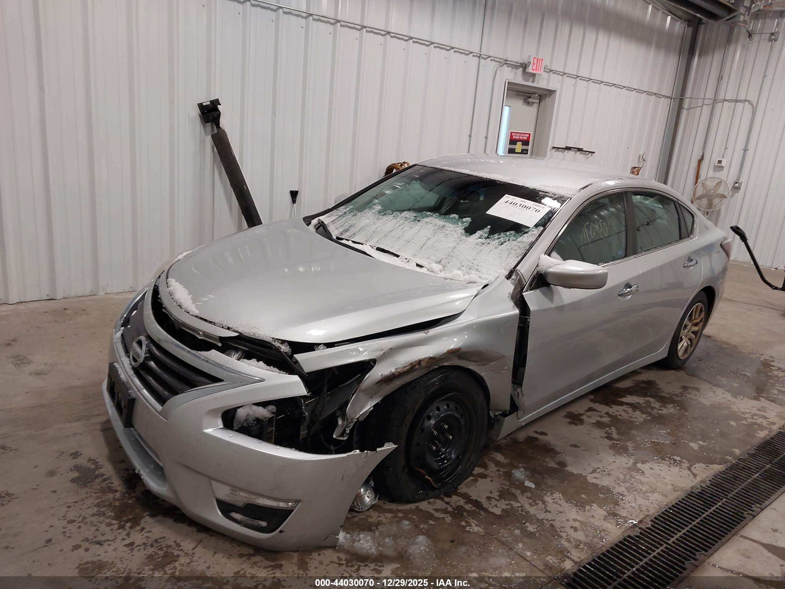 NISSAN ALTIMA image 2