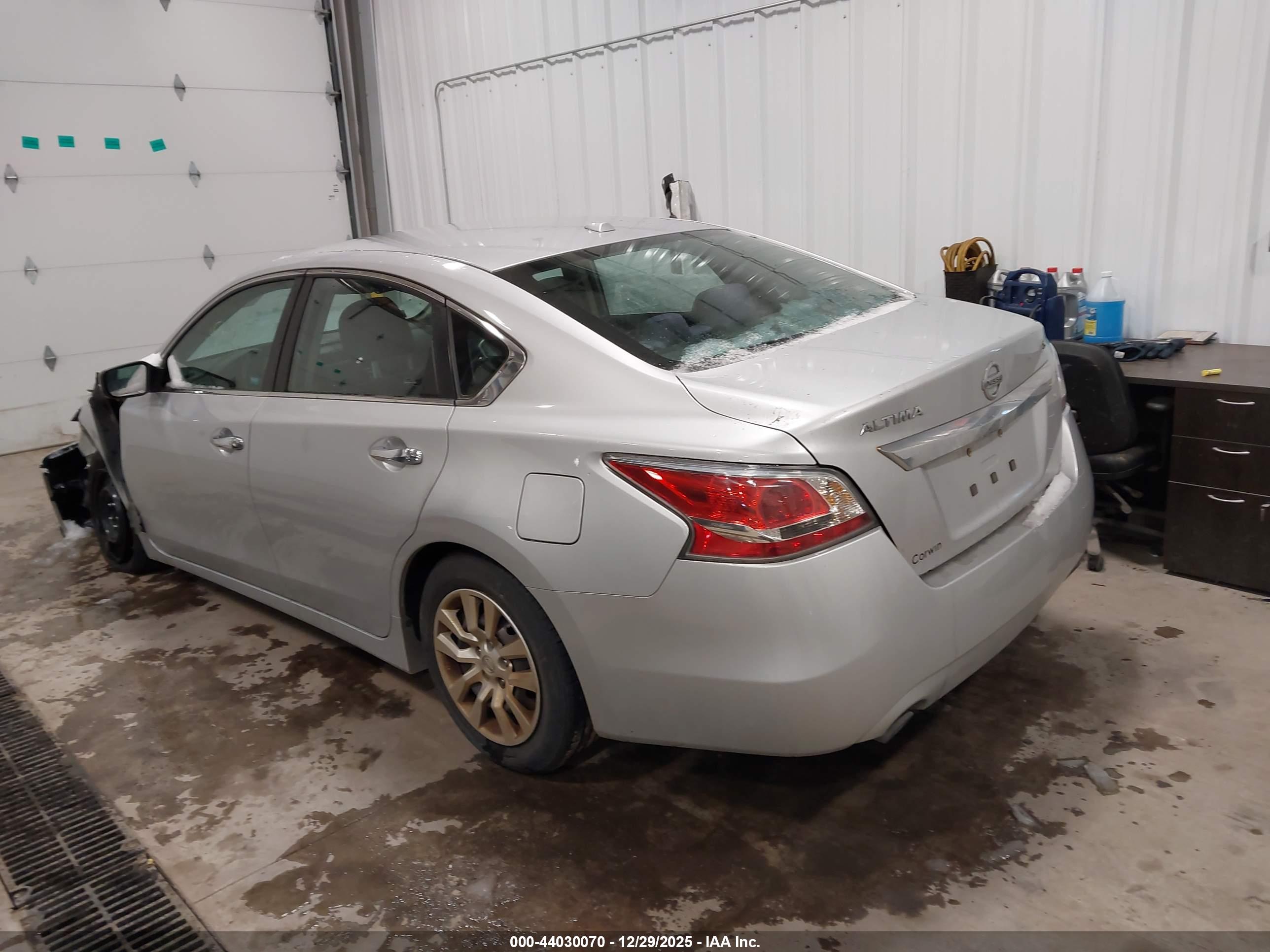 NISSAN ALTIMA image 3