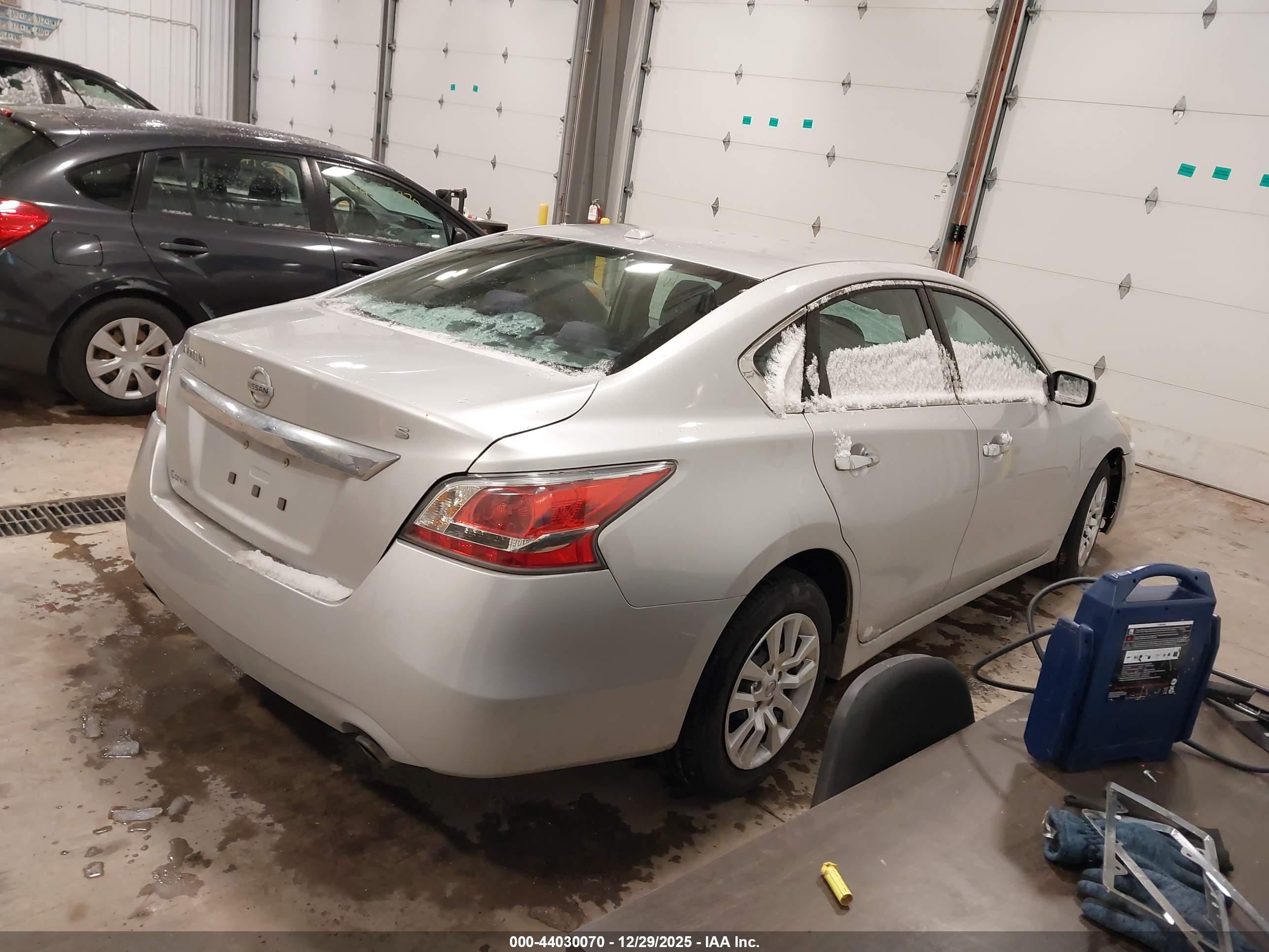 NISSAN ALTIMA image 4