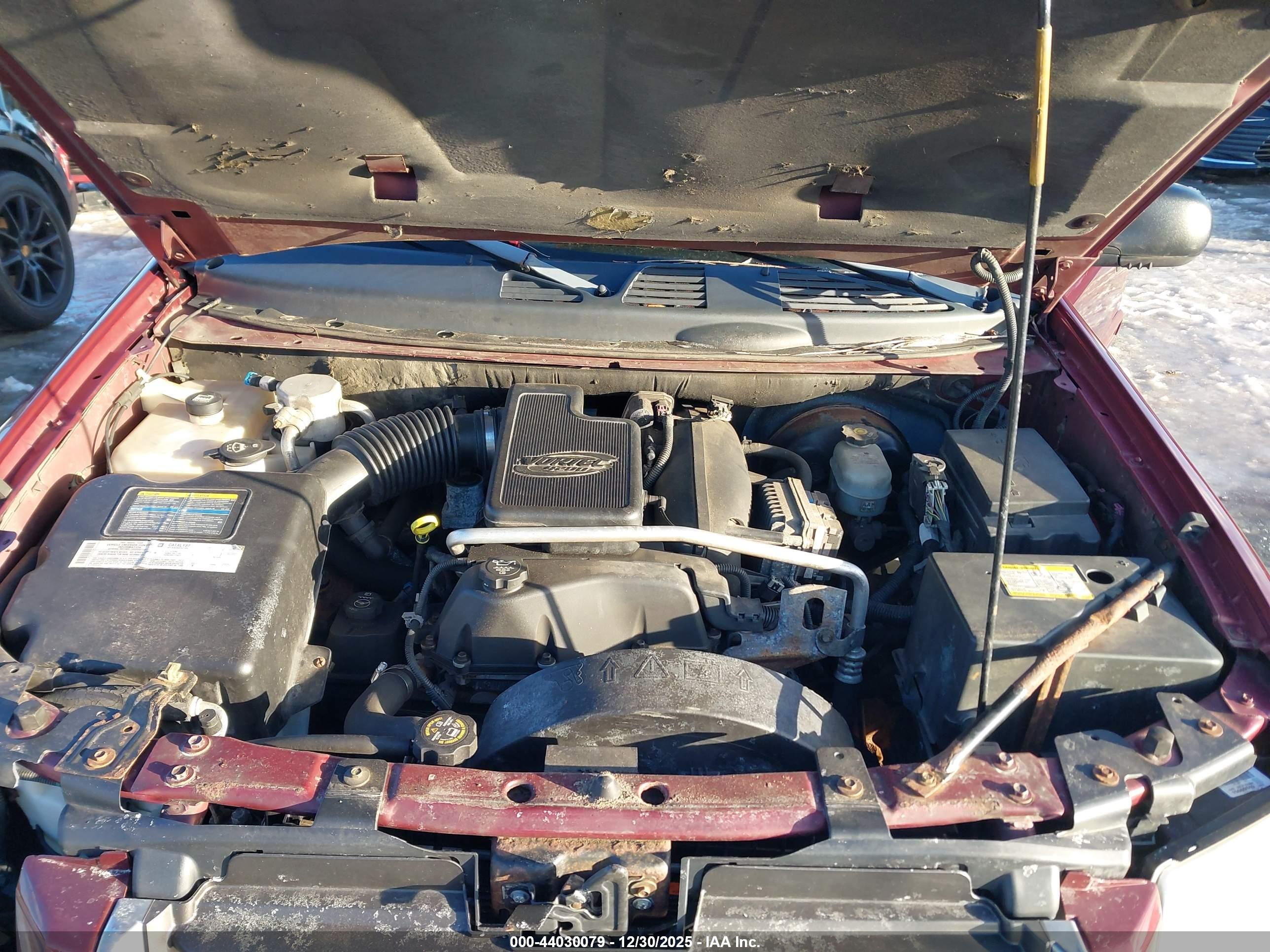 GMC ENVOY image 10