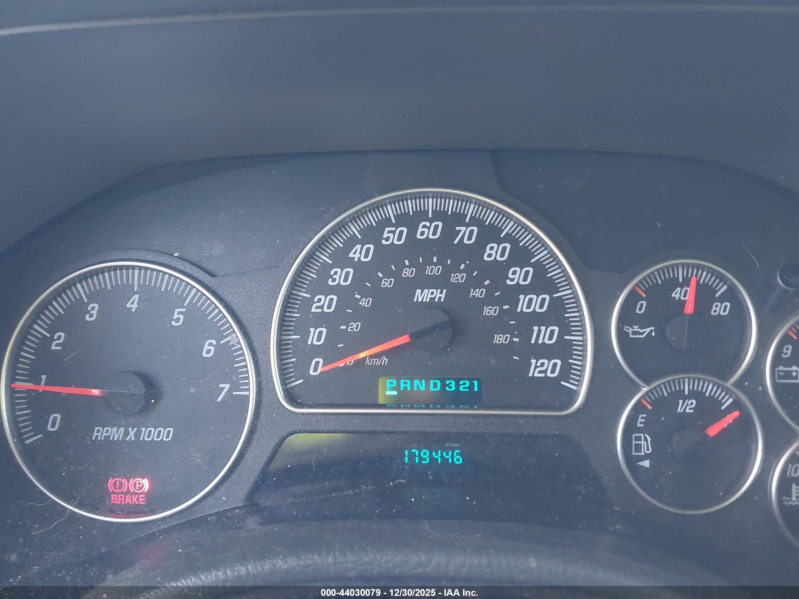 GMC ENVOY image 7
