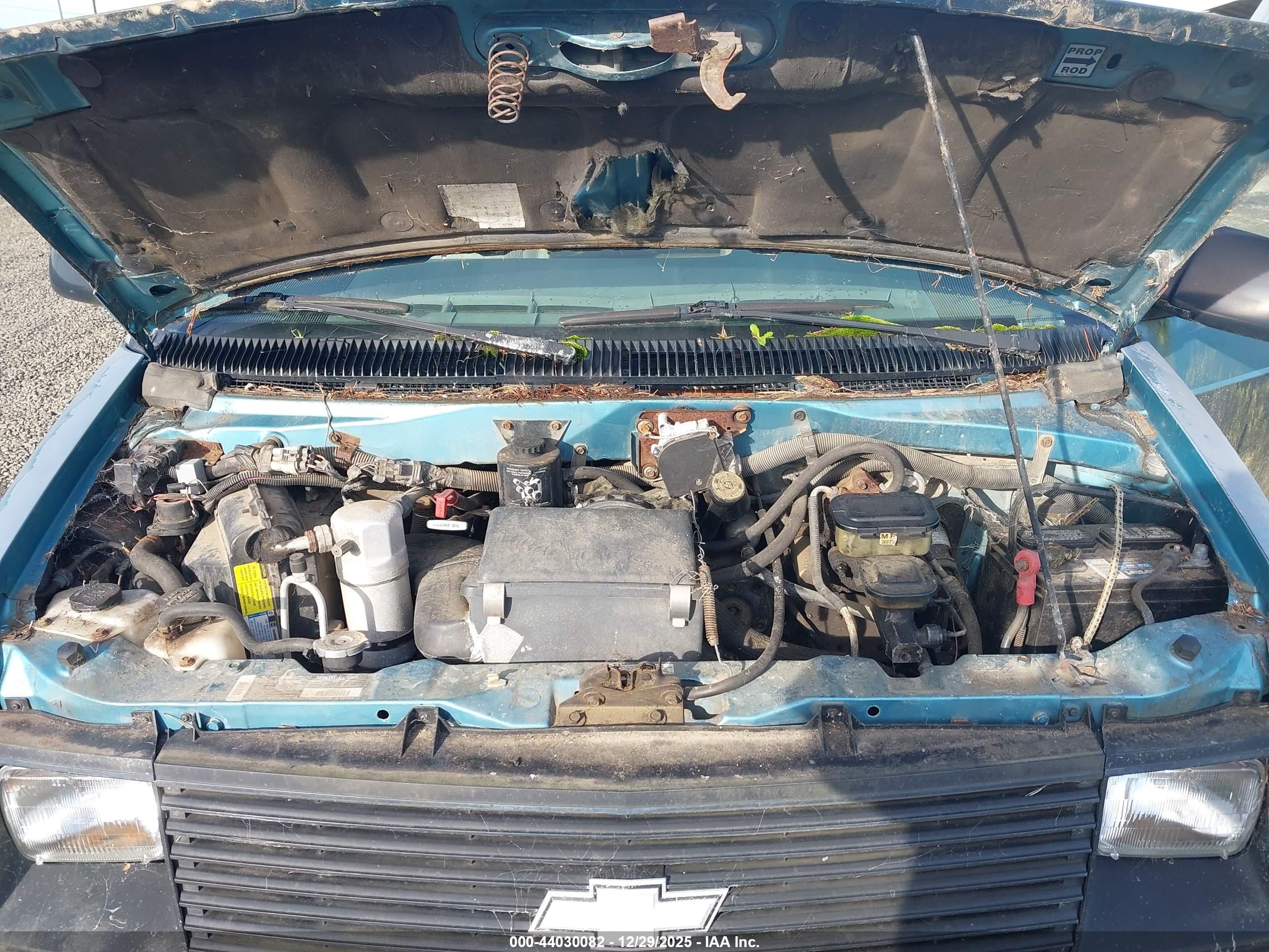 CHEVROLET ASTRO image 10