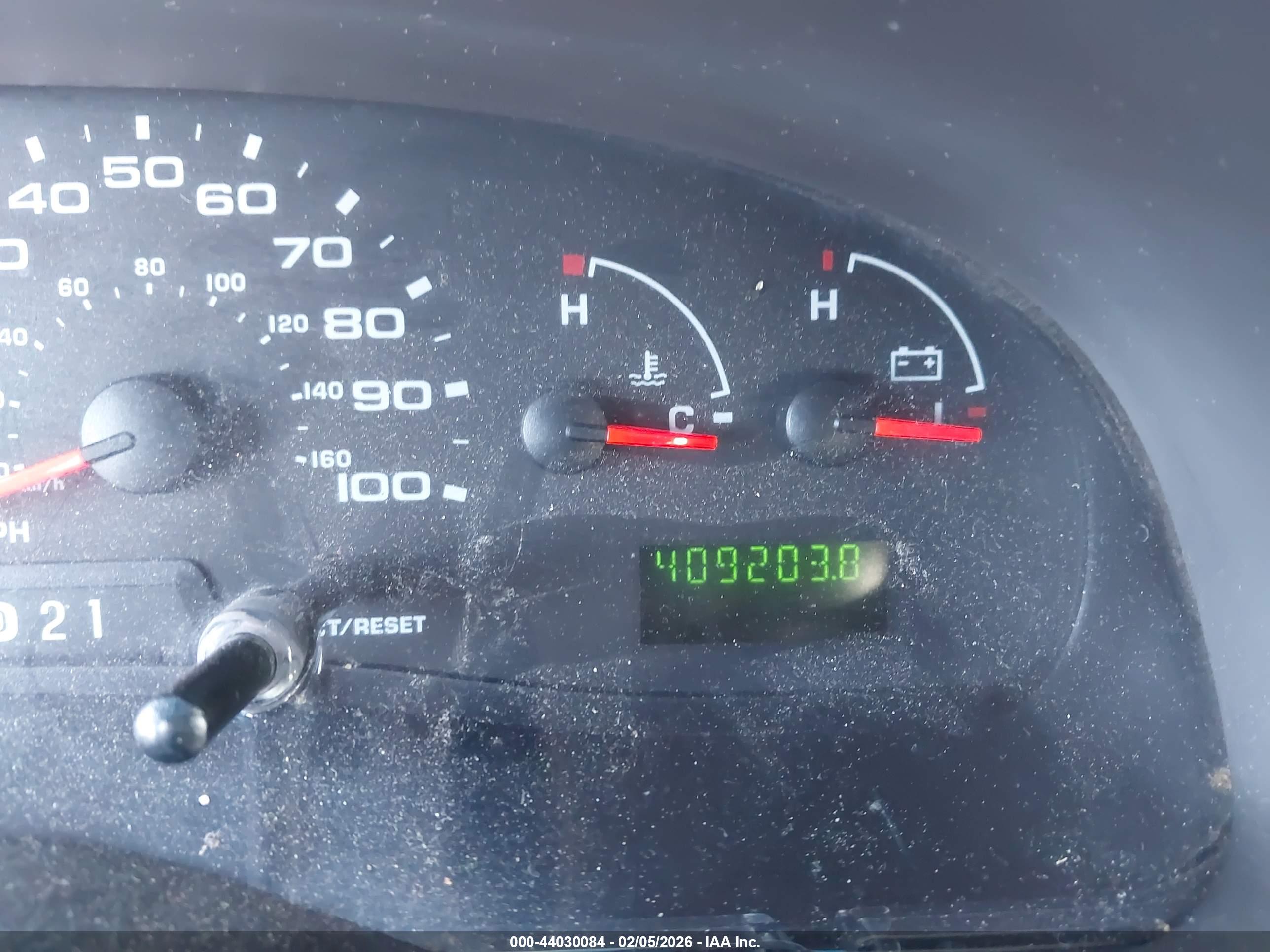 FORD E-350 image 7