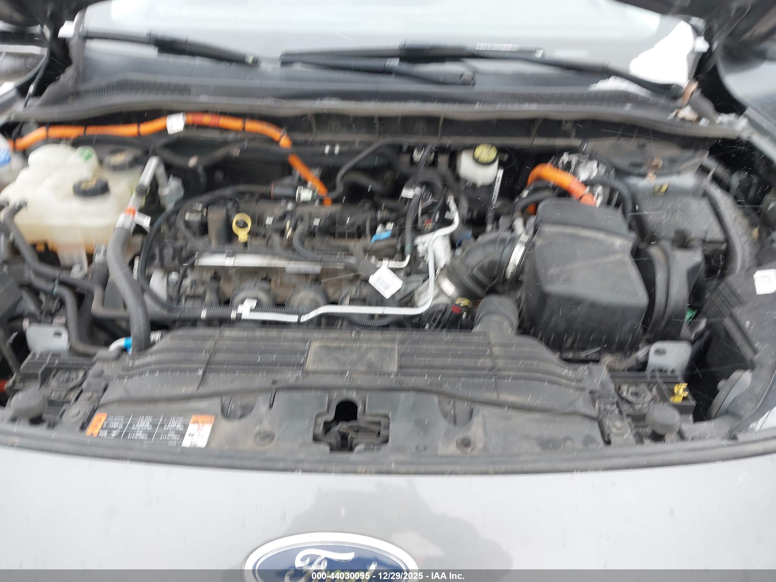 FORD ESCAPE image 10