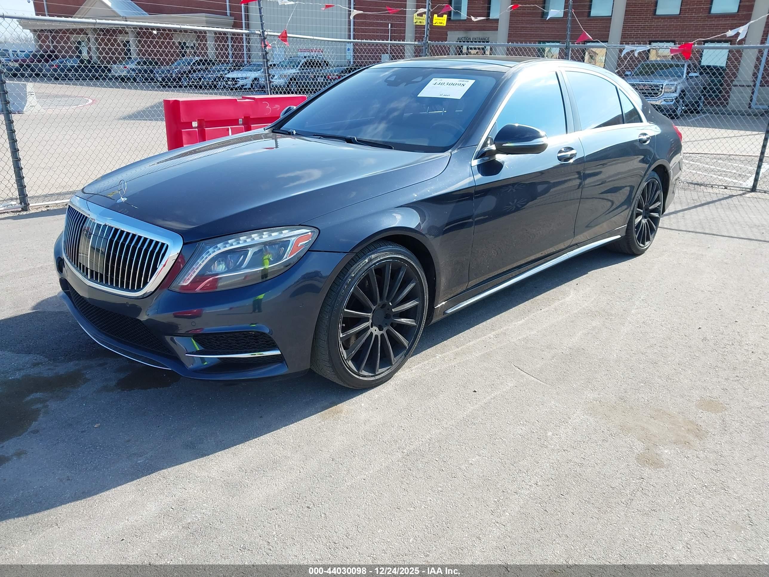 MERCEDES-BENZ S image 2