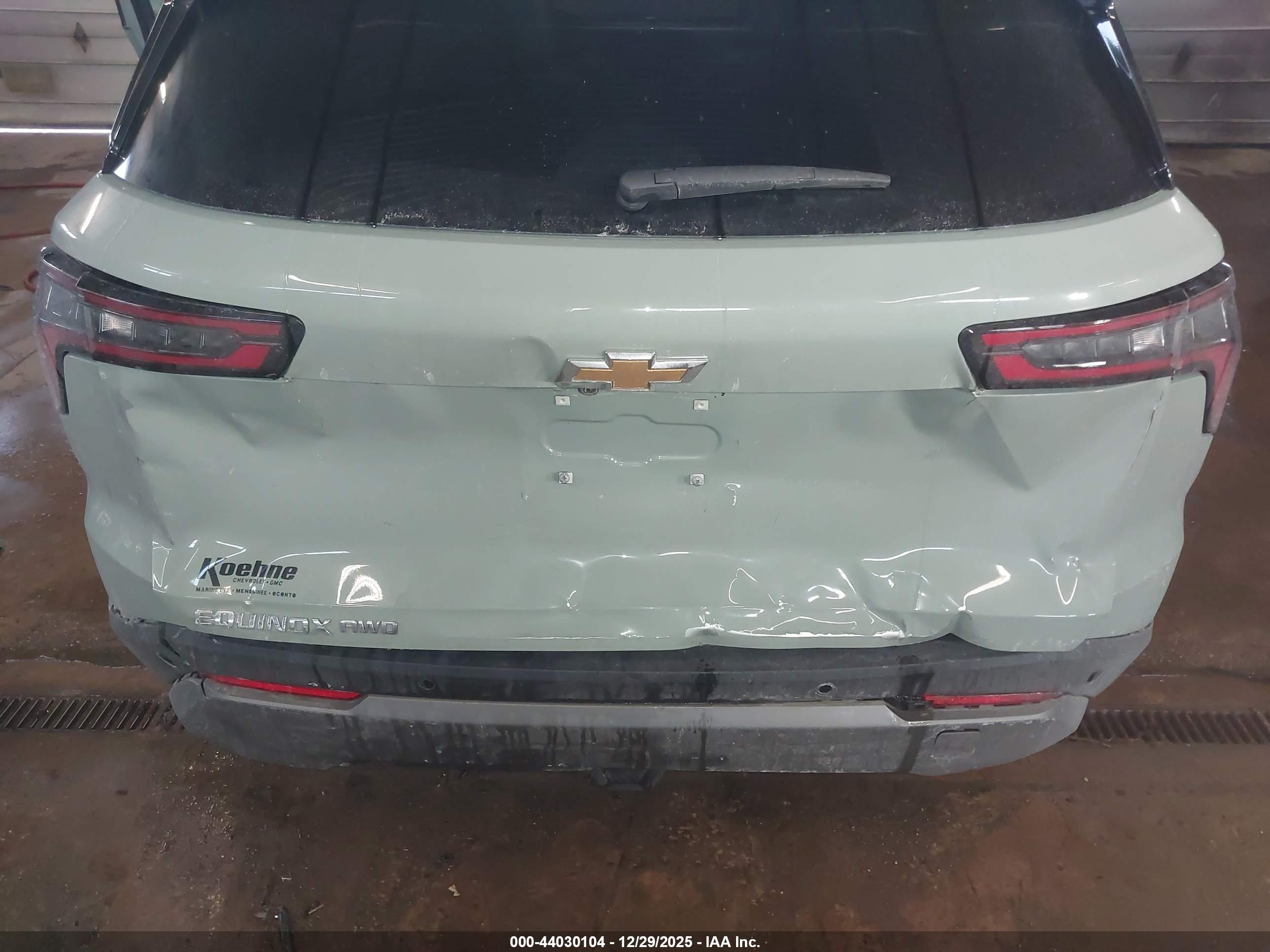 CHEVROLET EQUINOX image 6