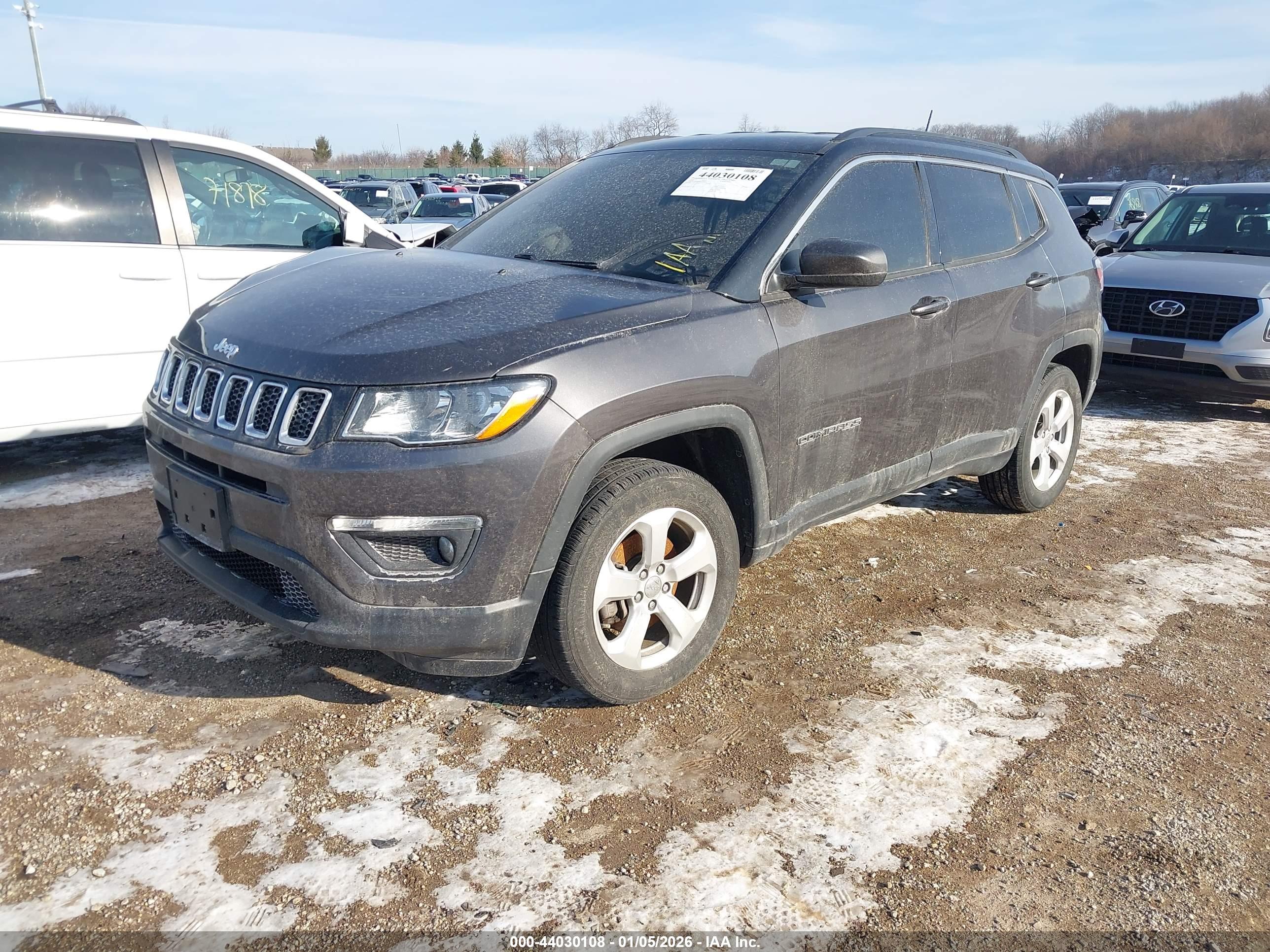 JEEP COMPASS image 2