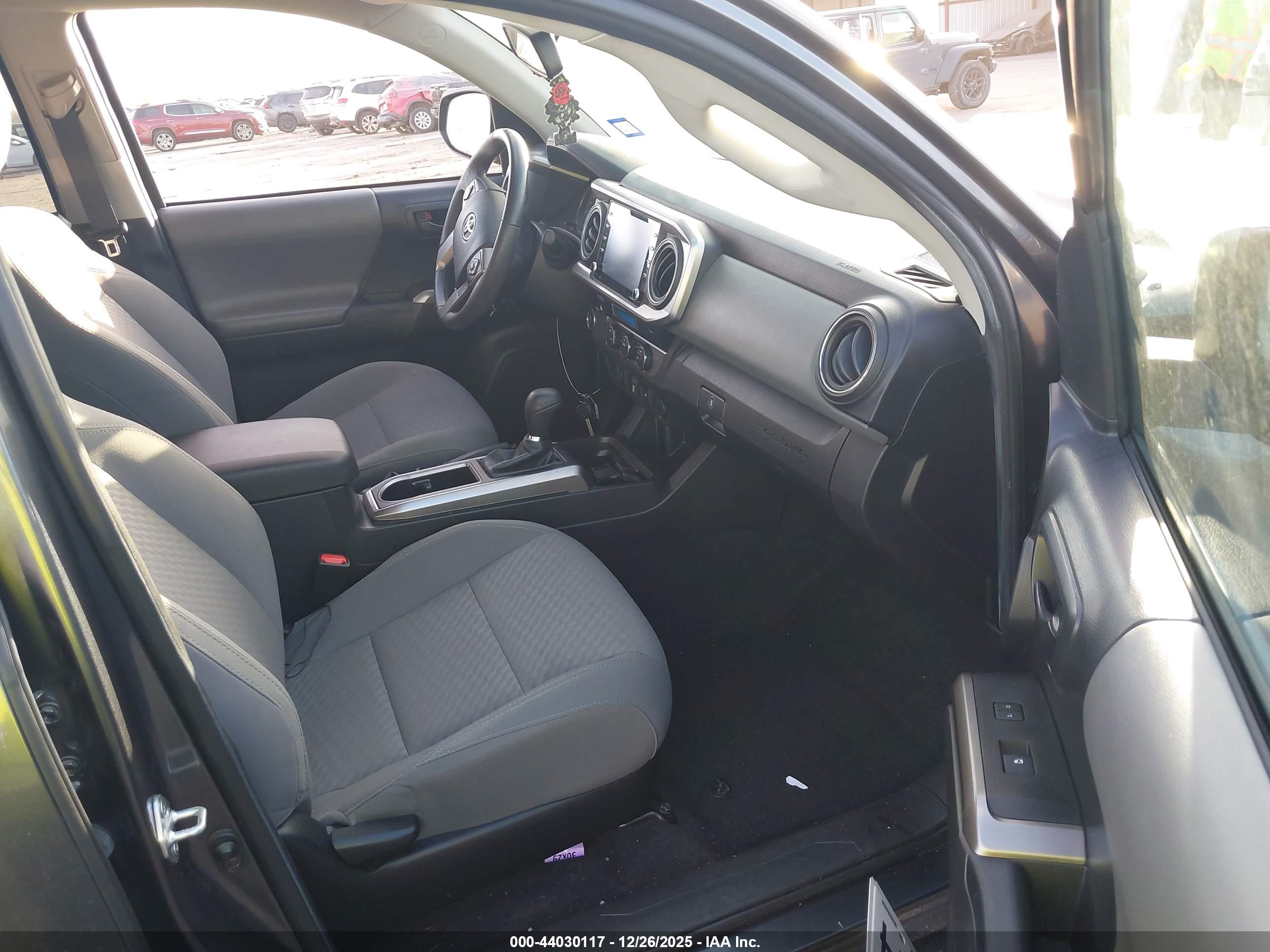 TOYOTA TACOMA image 5
