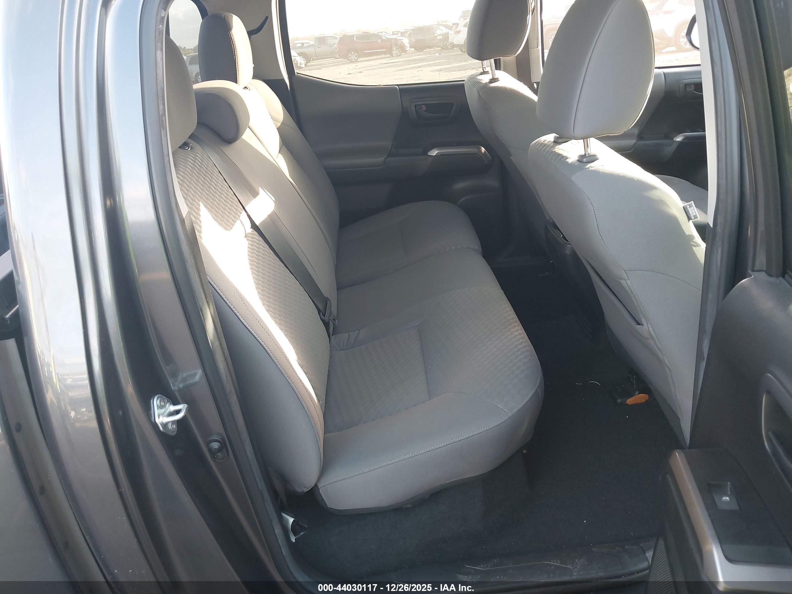 TOYOTA TACOMA image 8