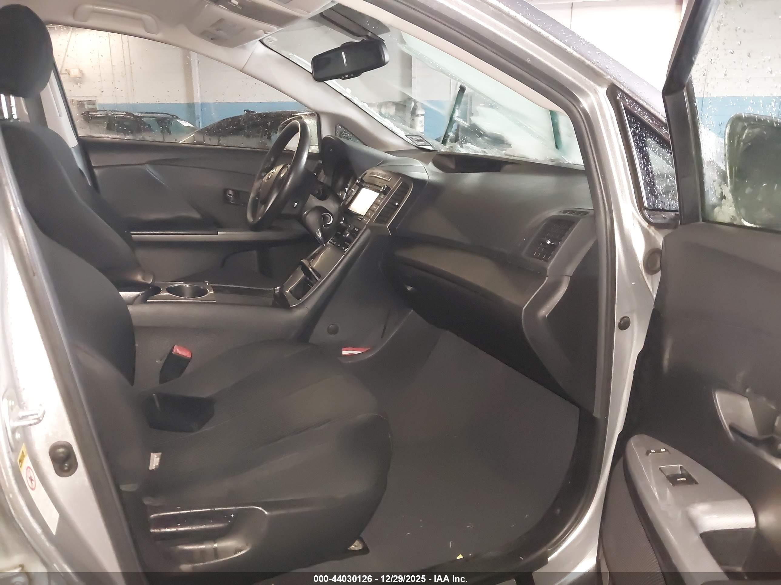 TOYOTA VENZA image 5