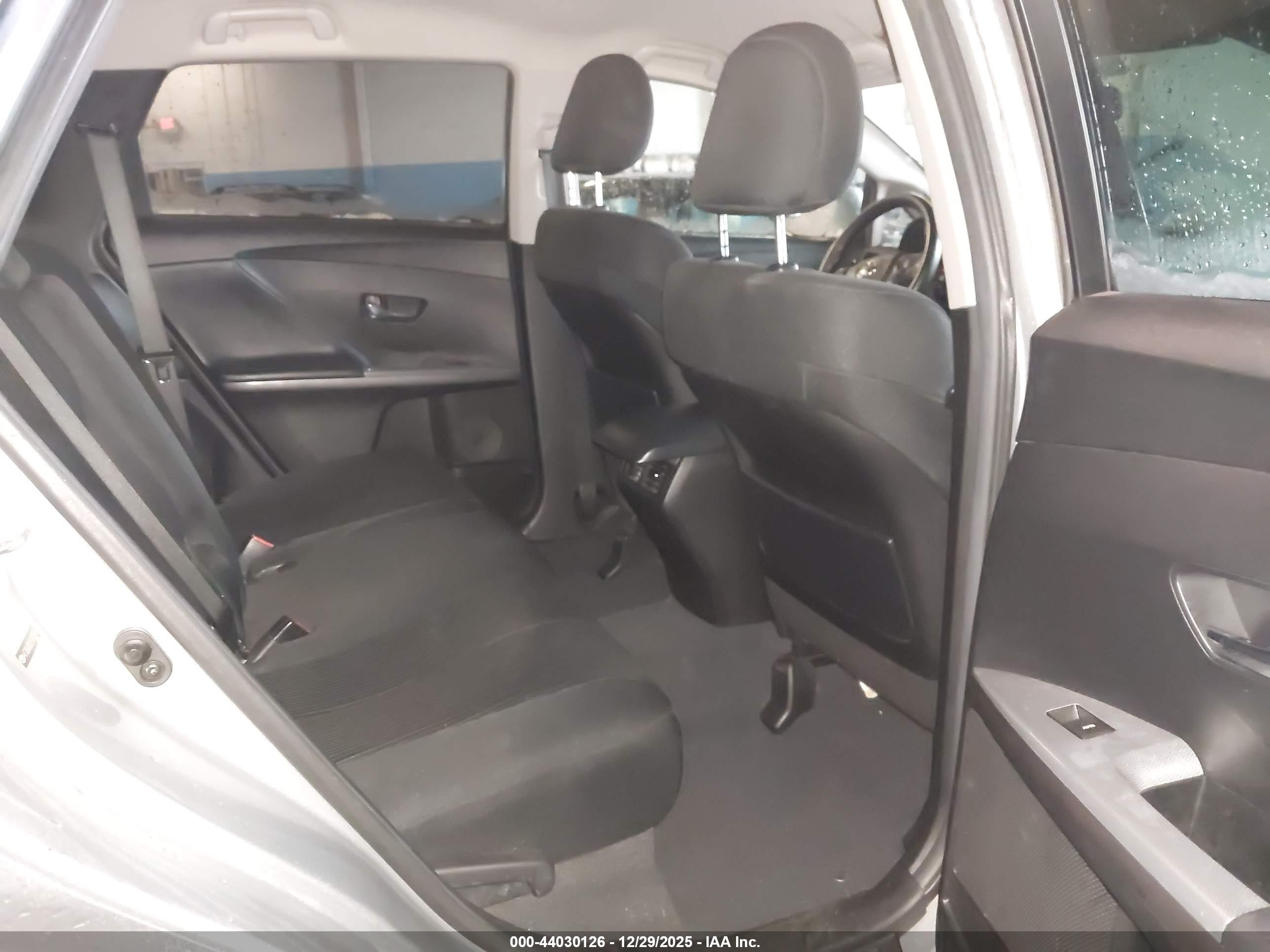 TOYOTA VENZA image 8
