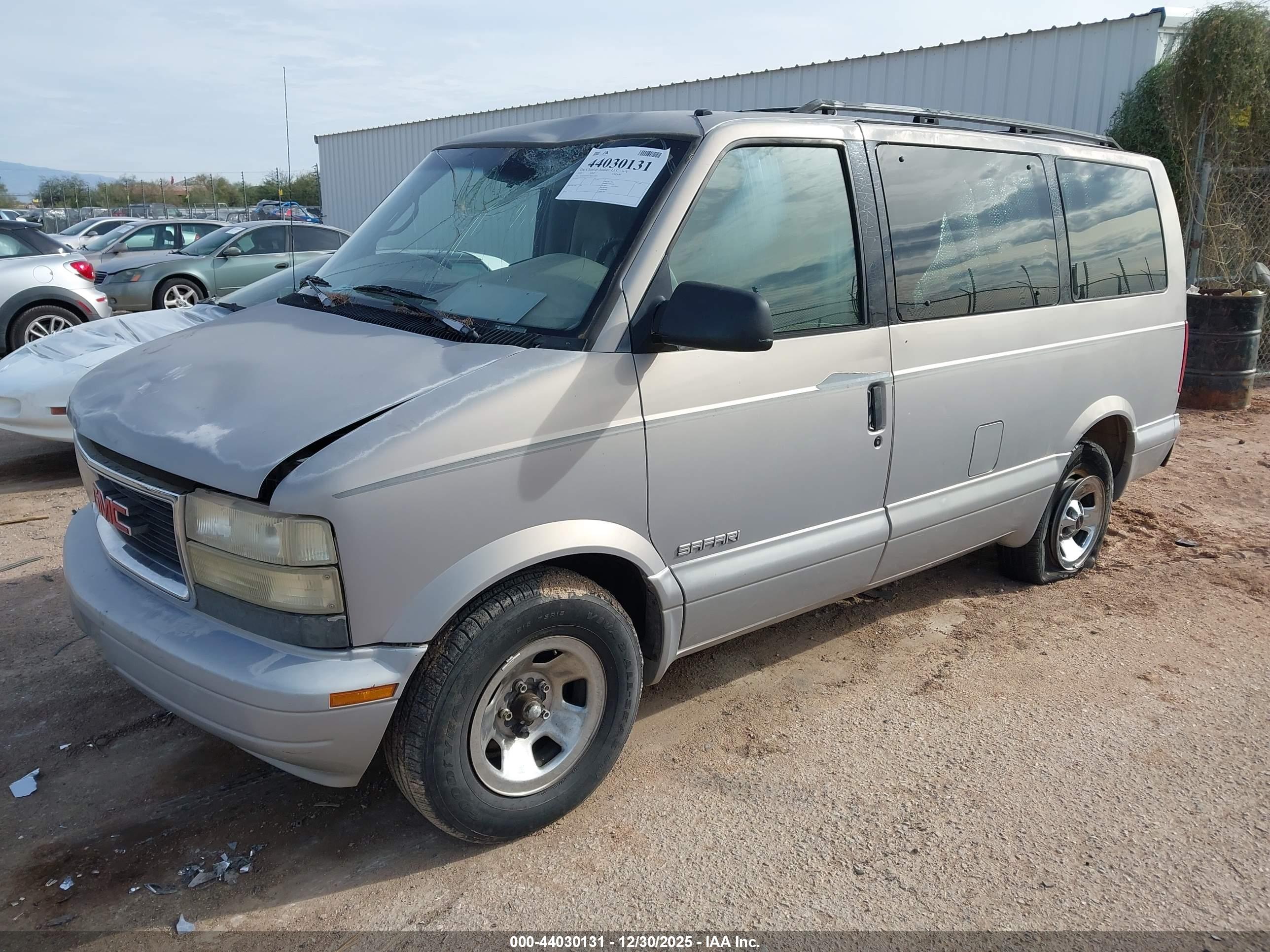 GMC SAFARI image 2