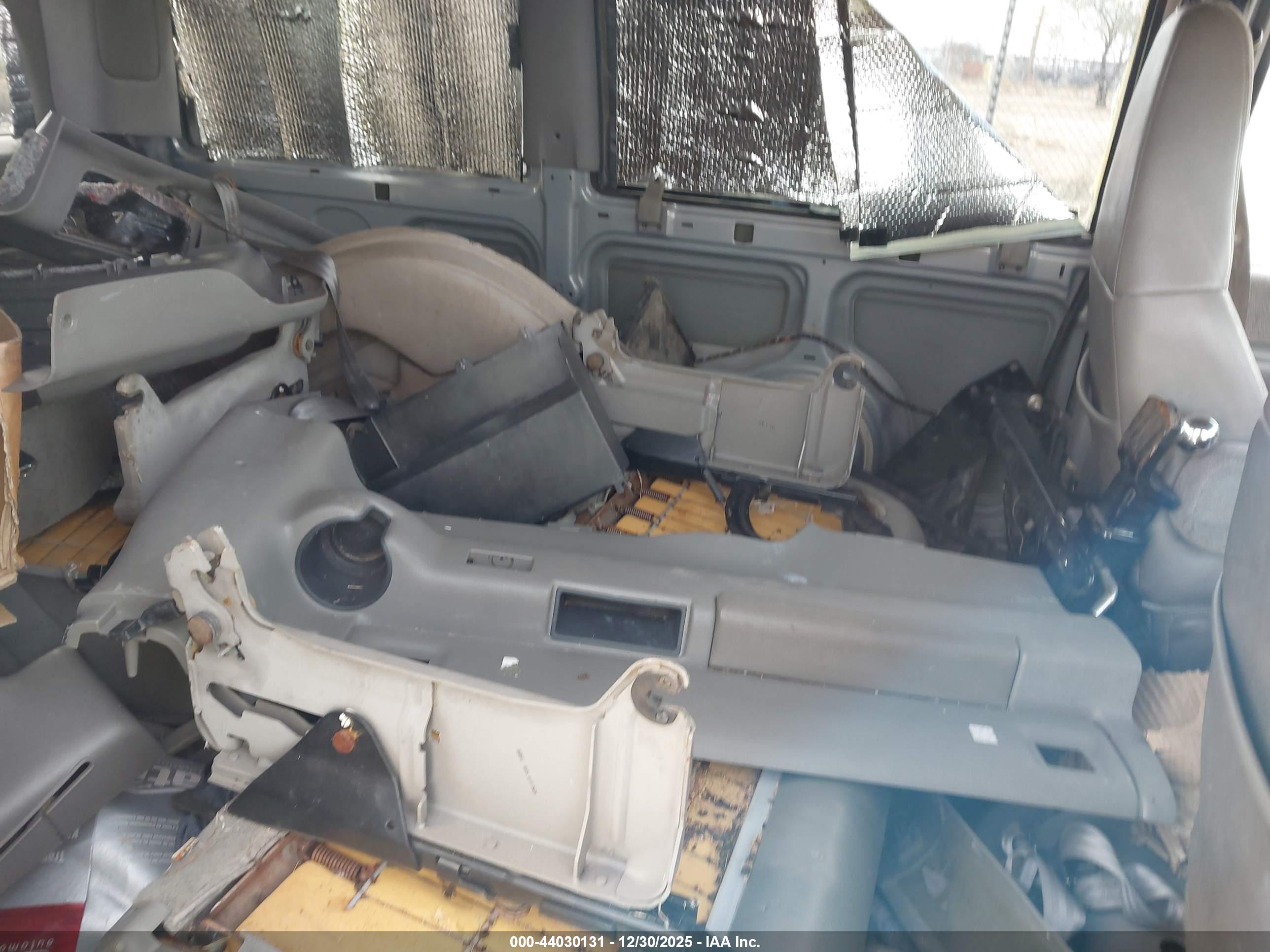 GMC SAFARI image 8