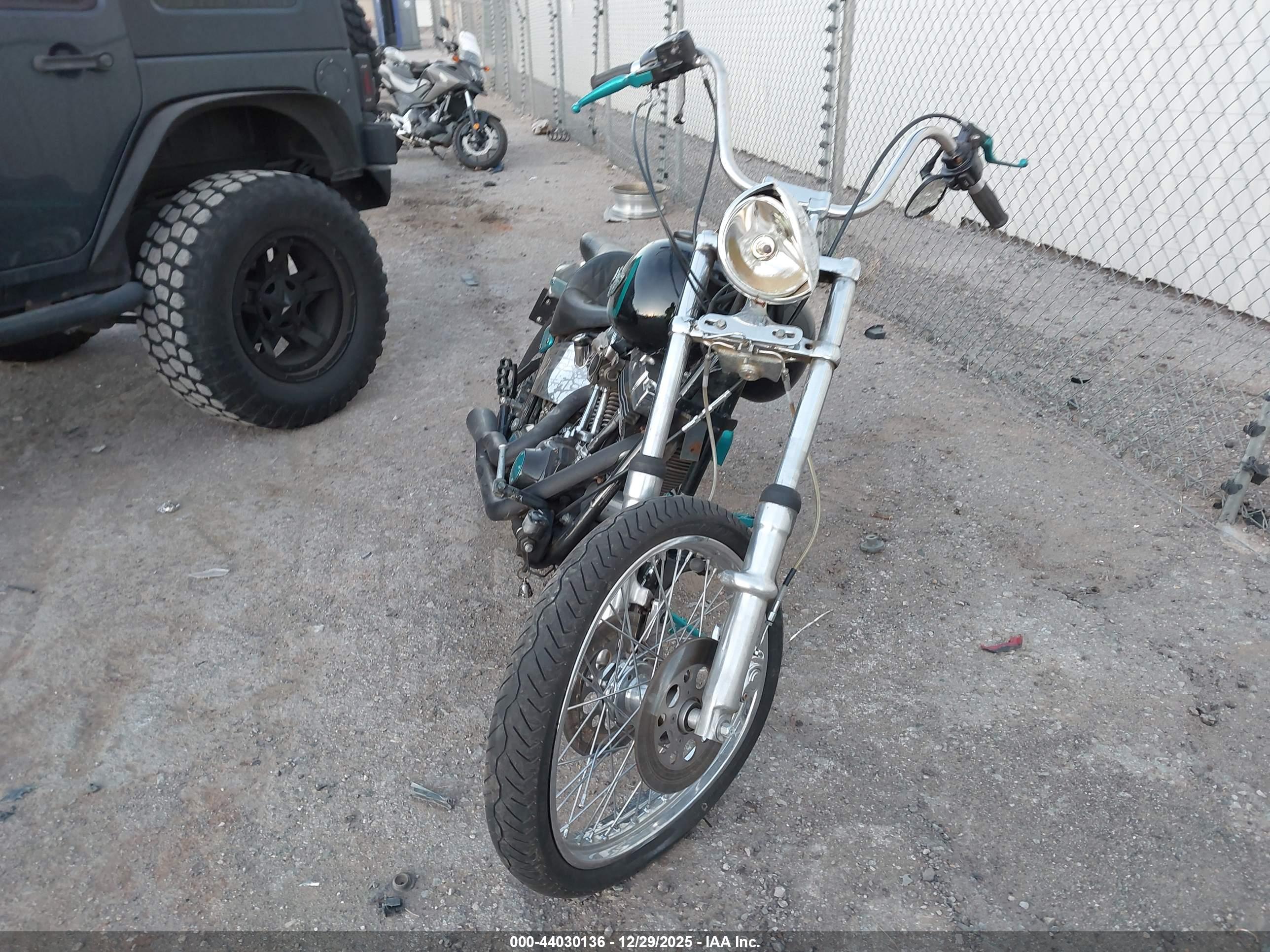 HARLEY-DAVIDSON FXSTSI image 5