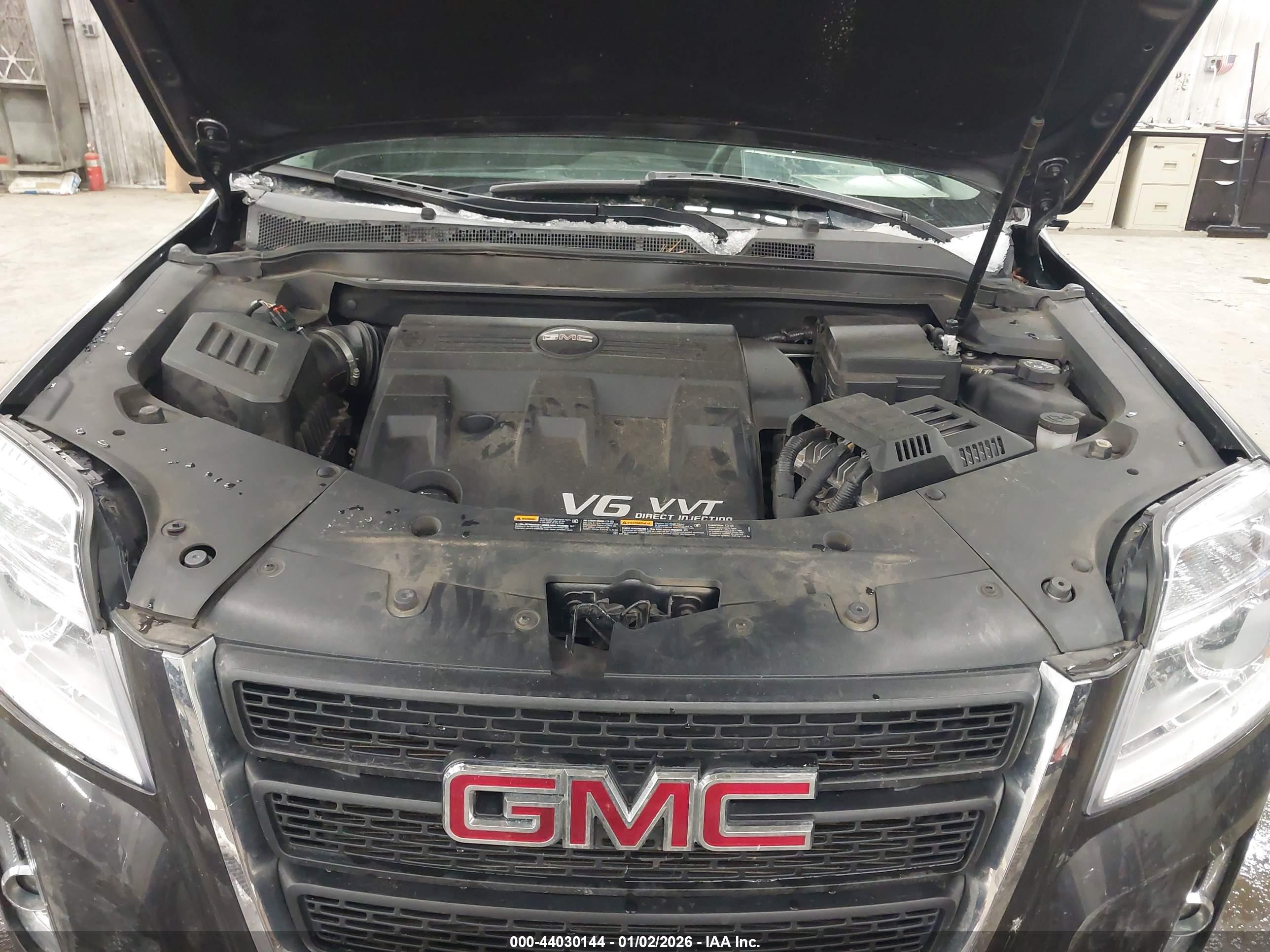 GMC TERRAIN image 10
