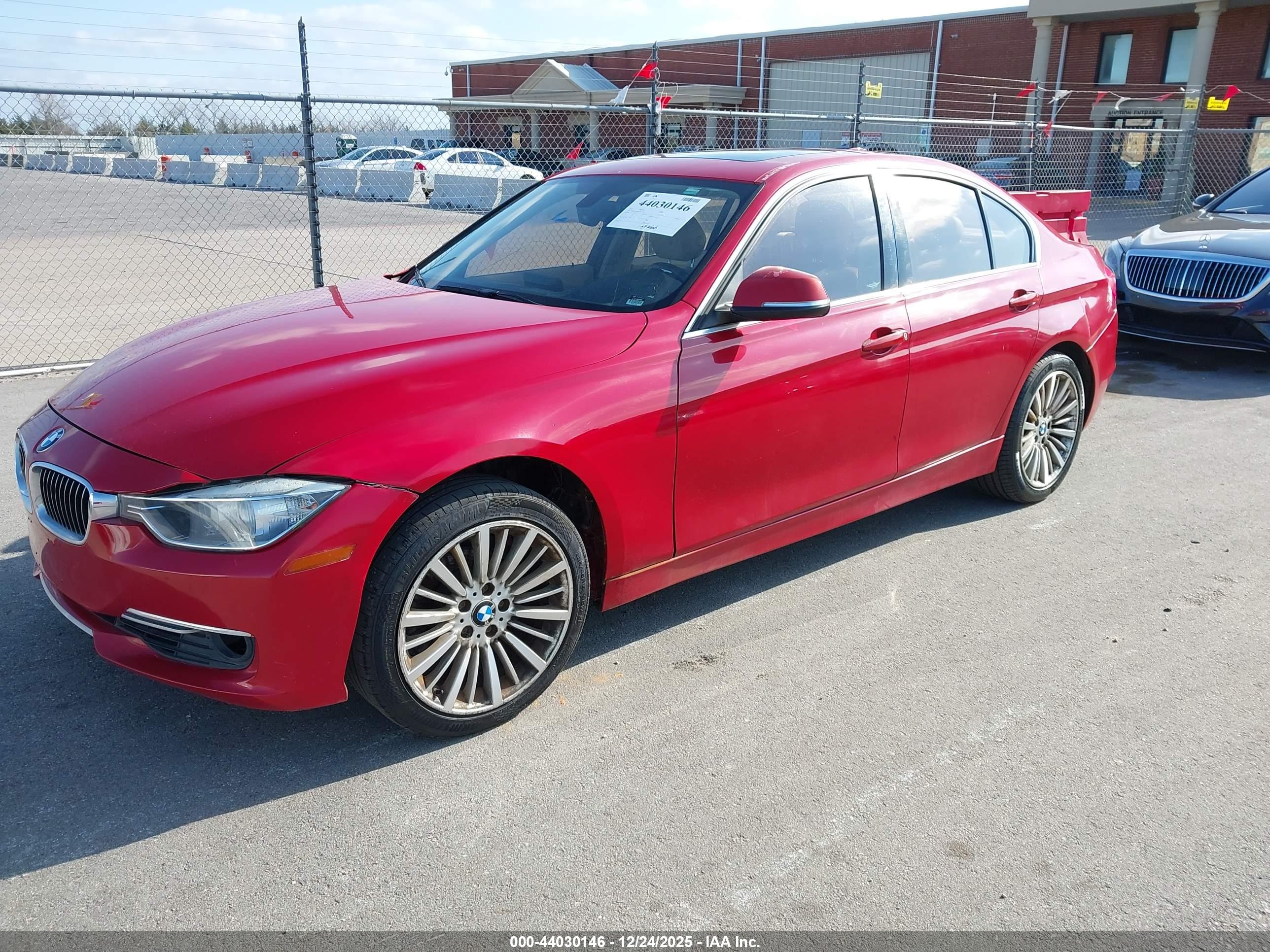 BMW 328I image 2