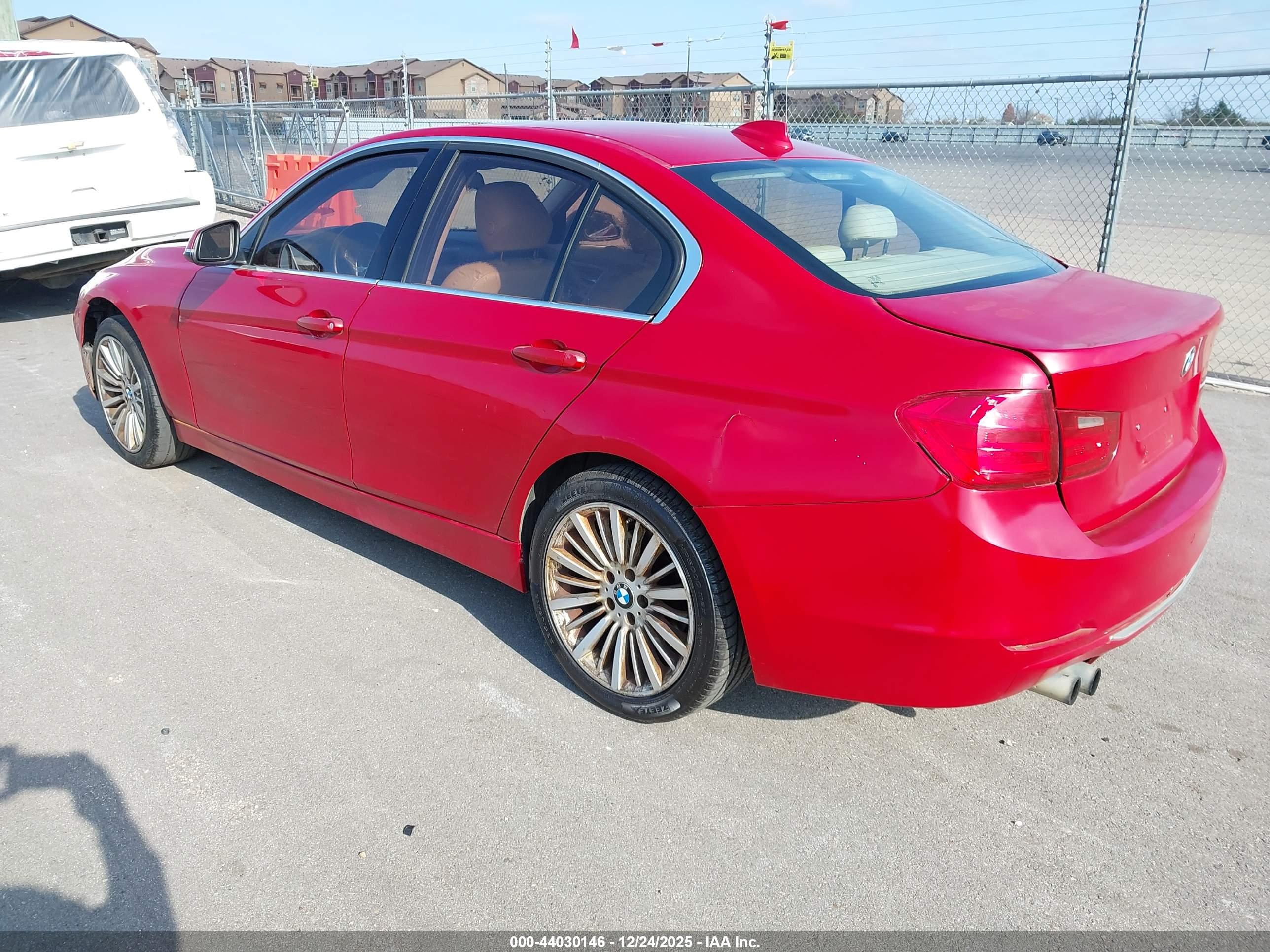 BMW 328I image 3