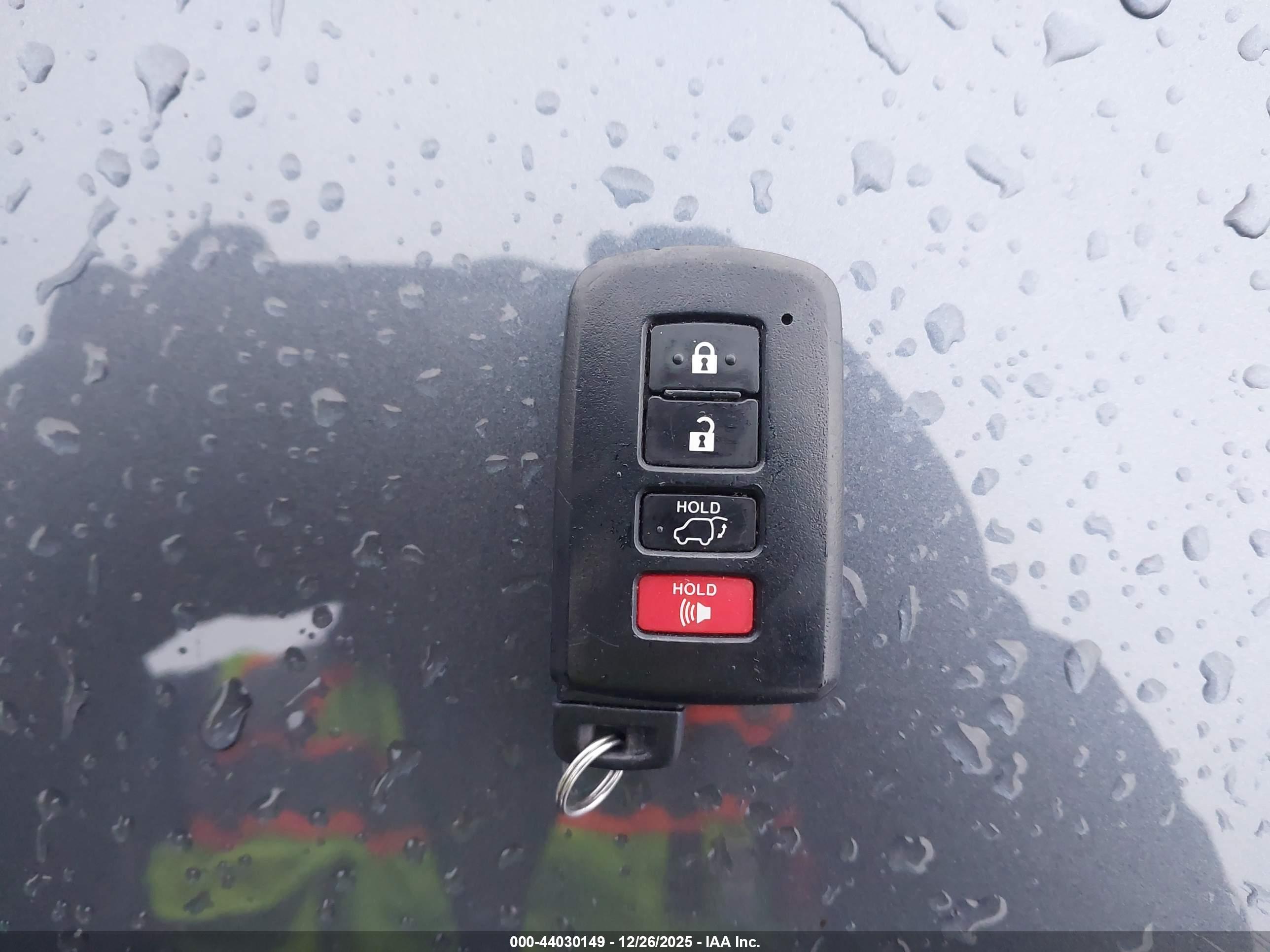 TOYOTA HIGHLANDER image 11