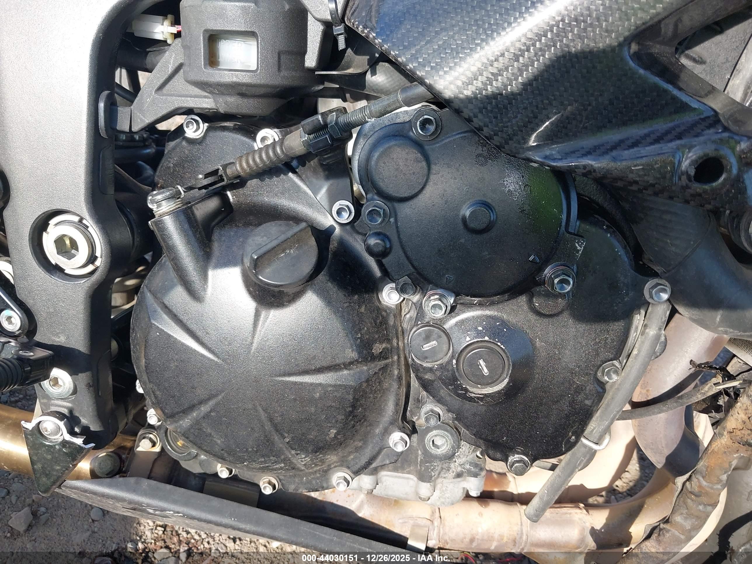 KAWASAKI ZX600 image 8