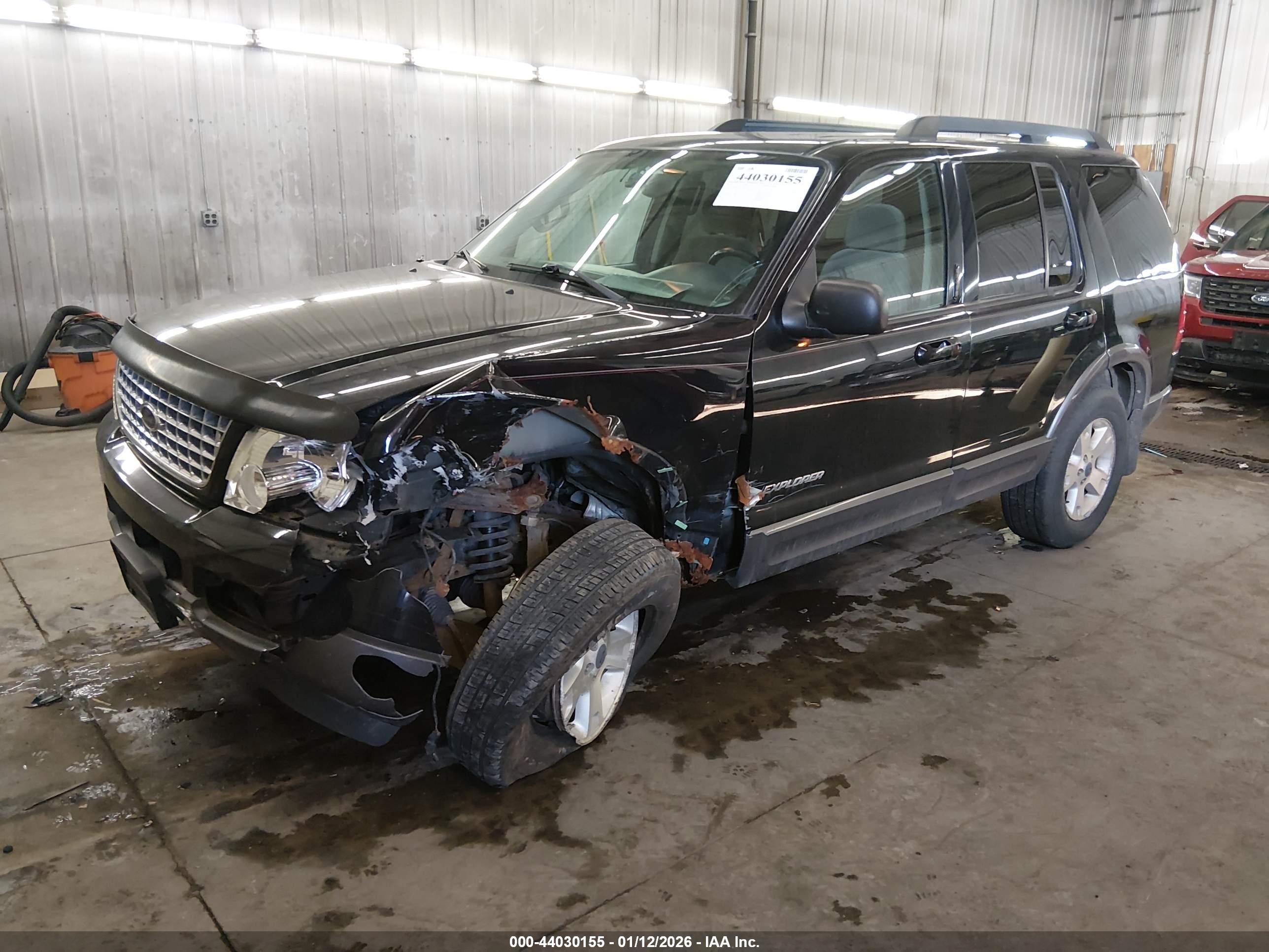FORD EXPLORER image 2