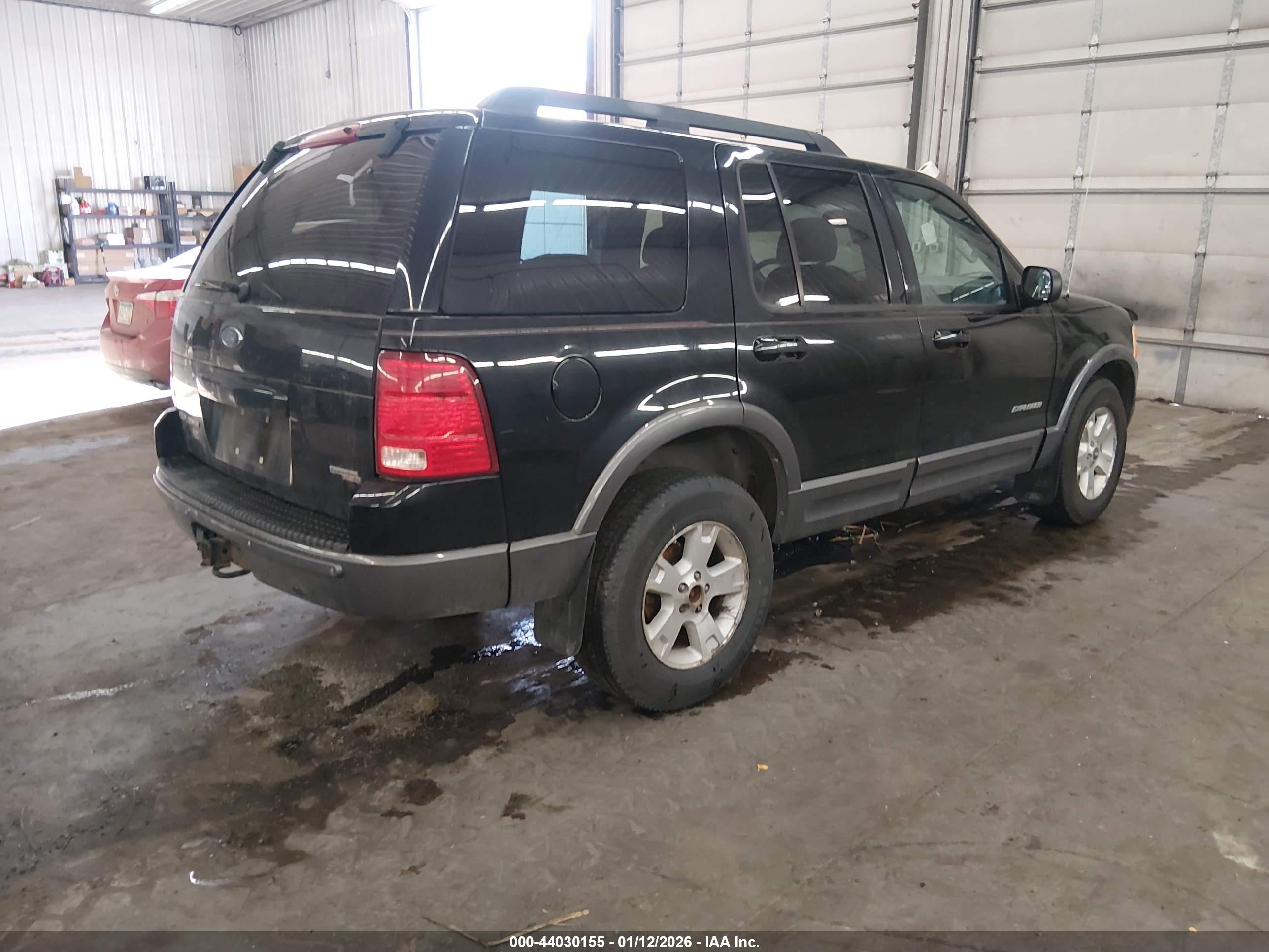 FORD EXPLORER image 4