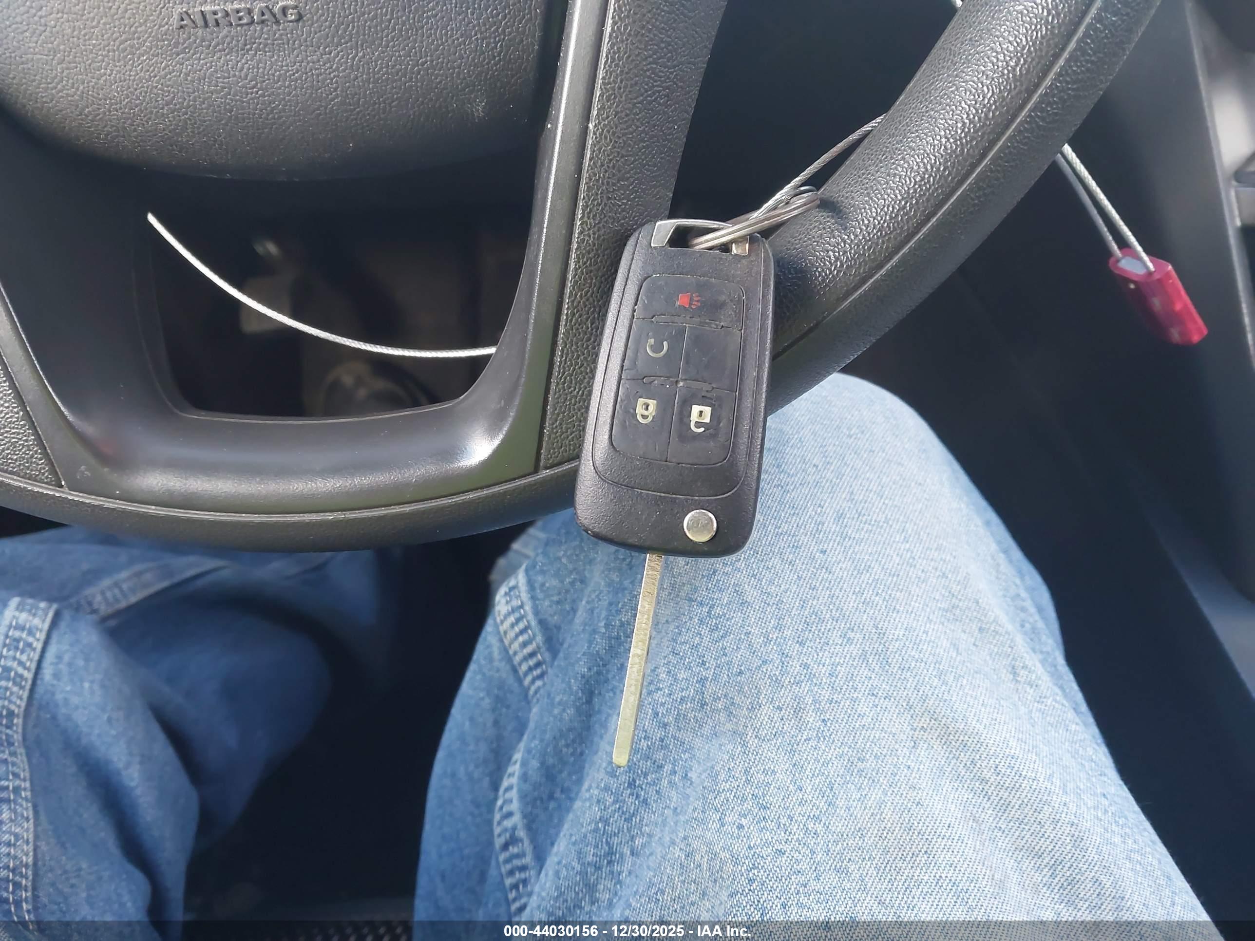 CHEVROLET EQUINOX image 11