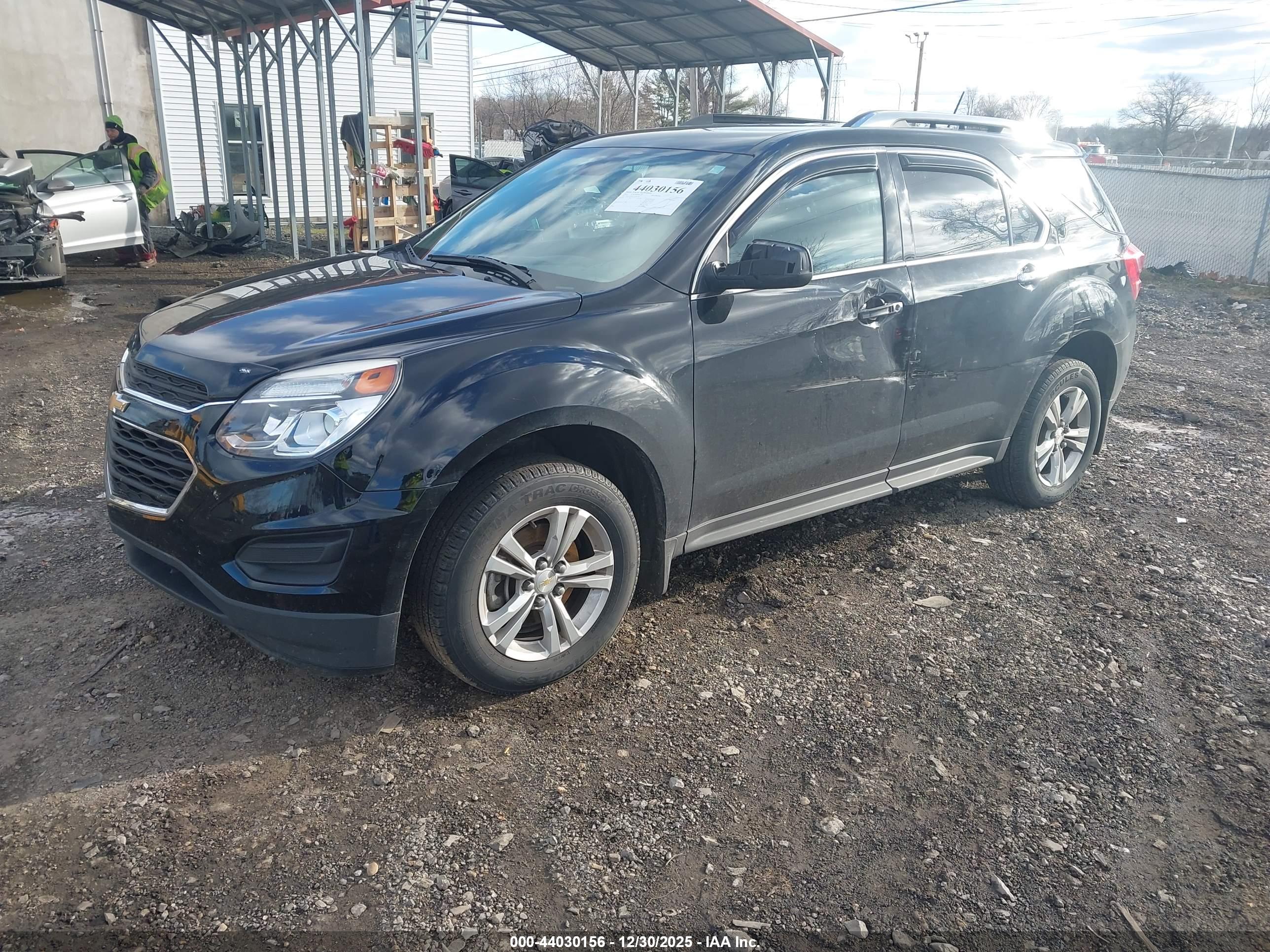 CHEVROLET EQUINOX image 2