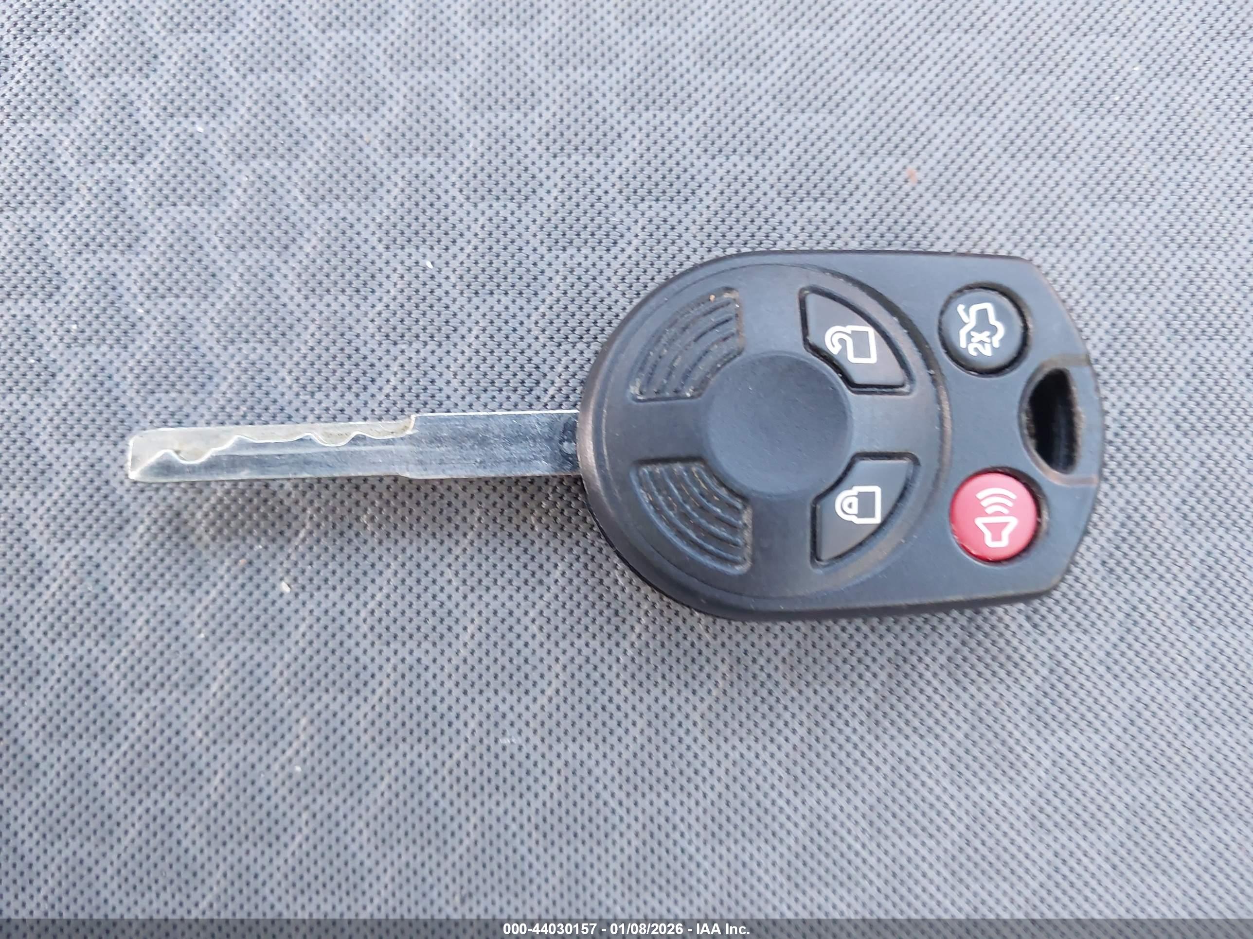 FORD C-MAX image 11