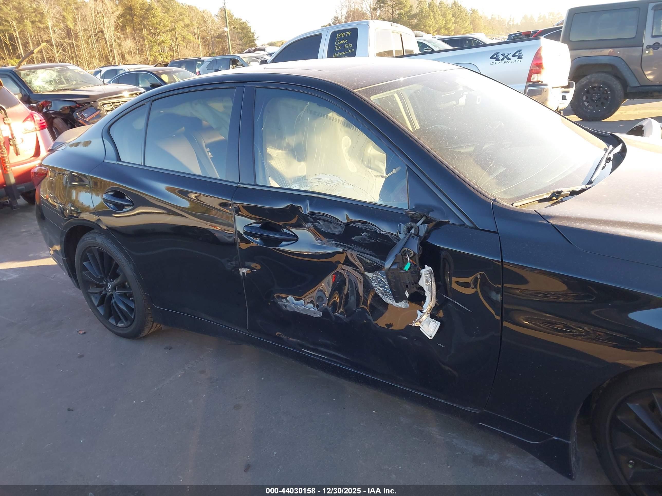 INFINITI Q50 image 6