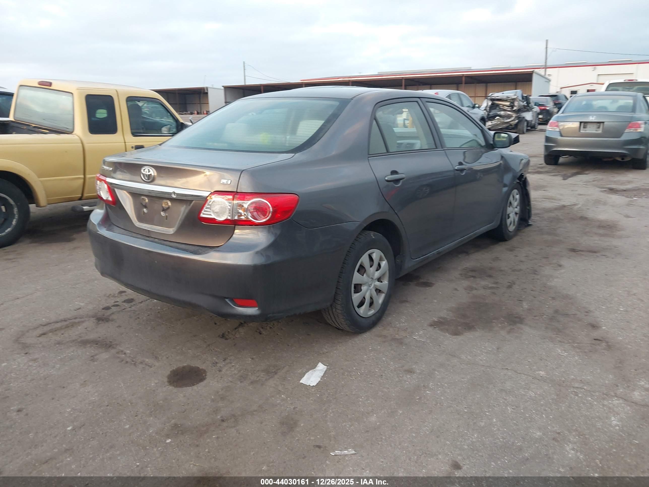 TOYOTA COROLLA image 4