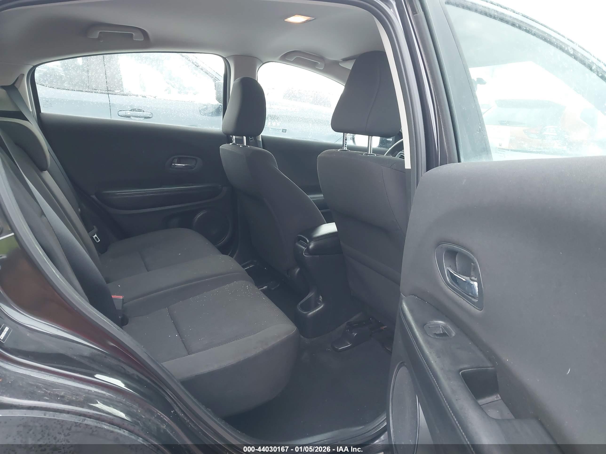 HONDA HR-V image 8