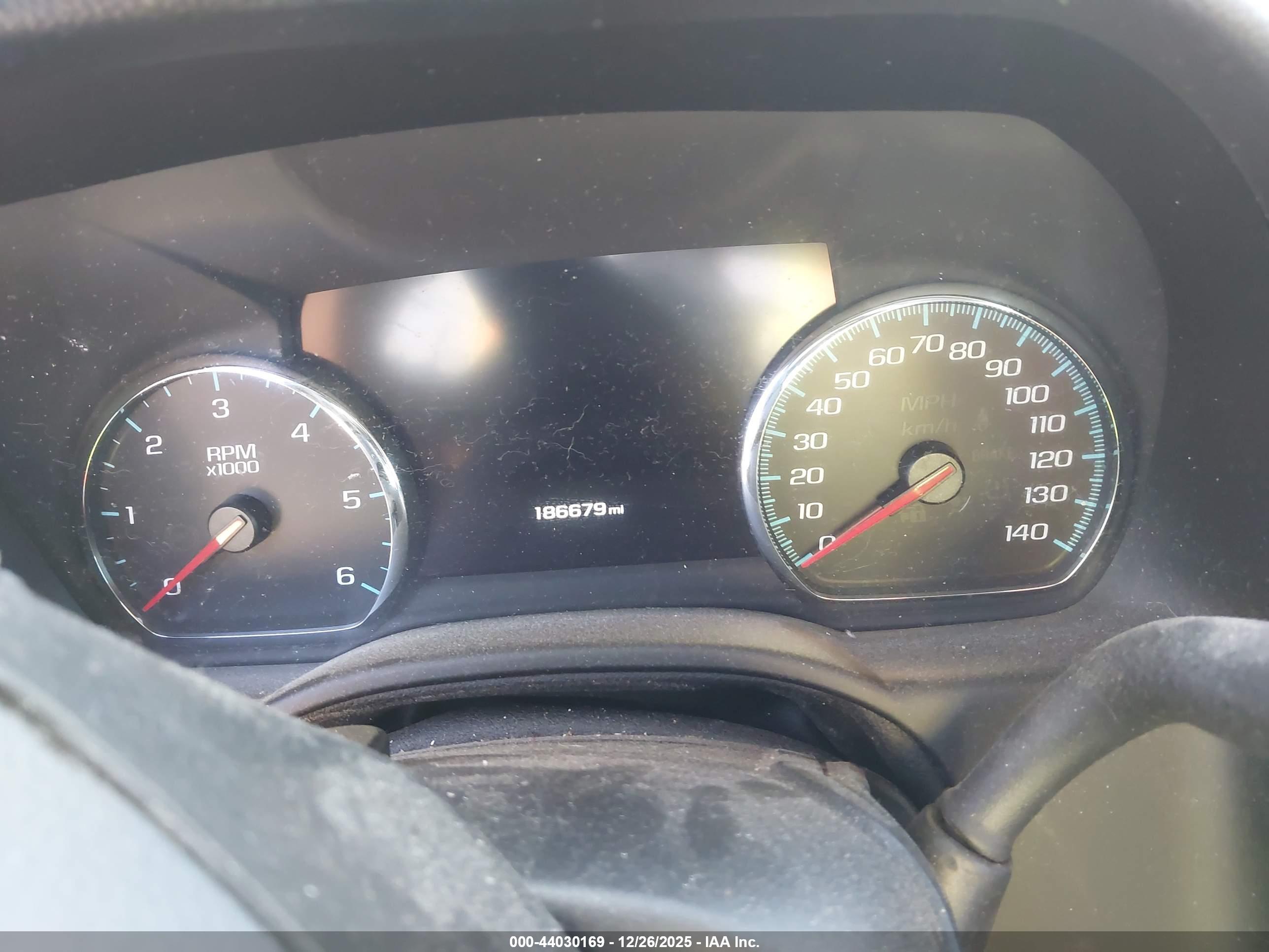 GMC YUKON image 7