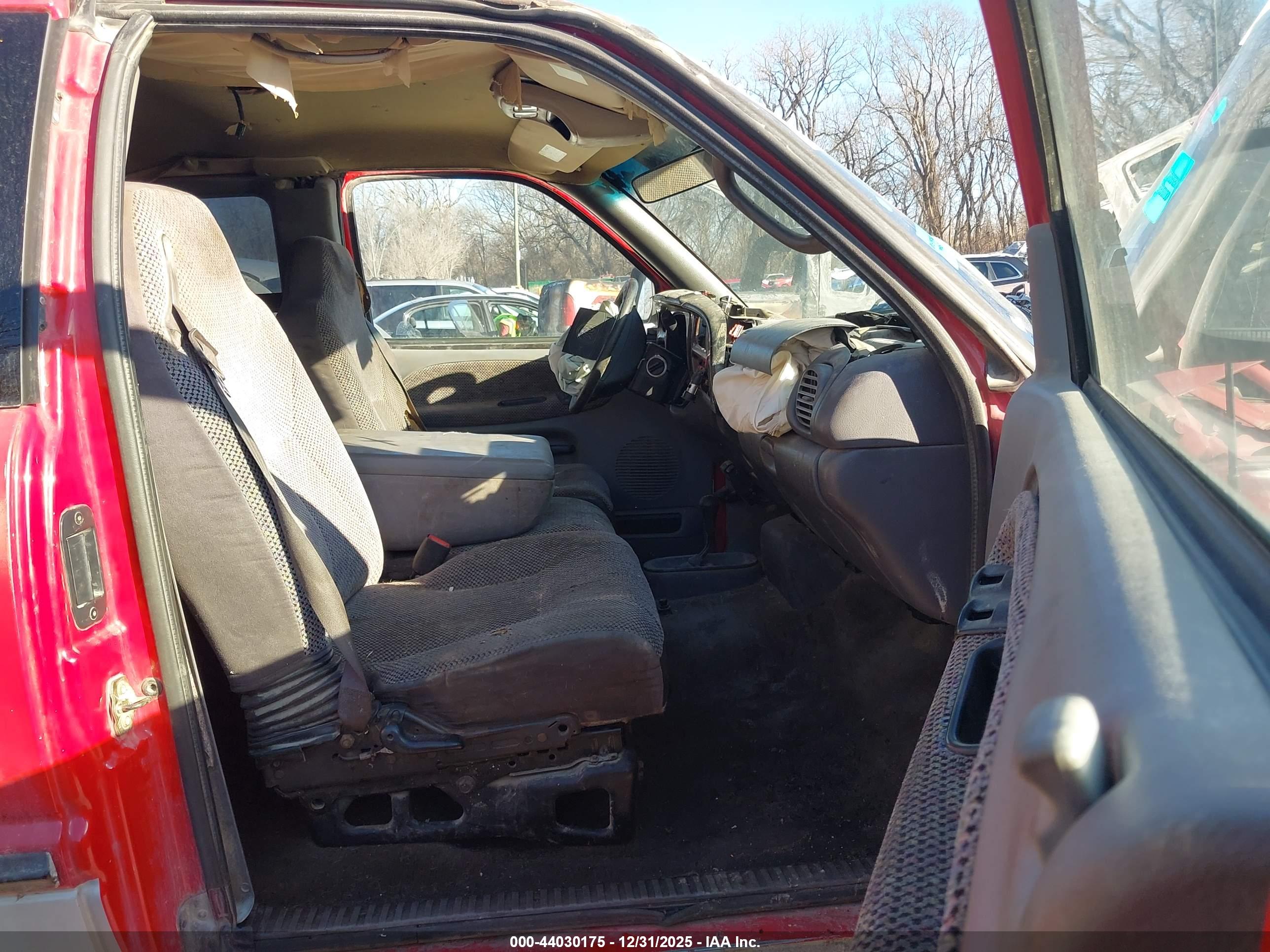 DODGE RAM image 5