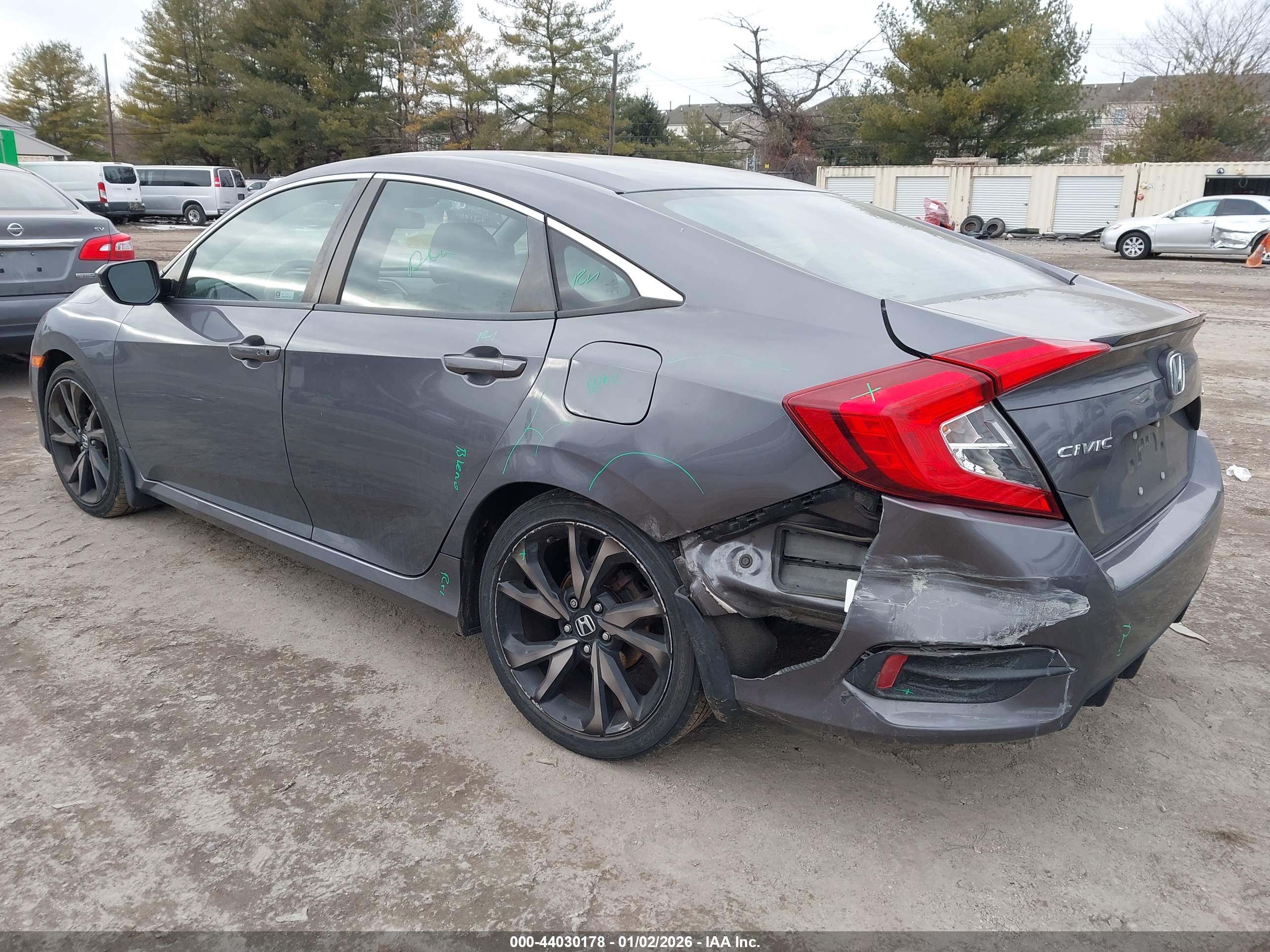 HONDA CIVIC image 3