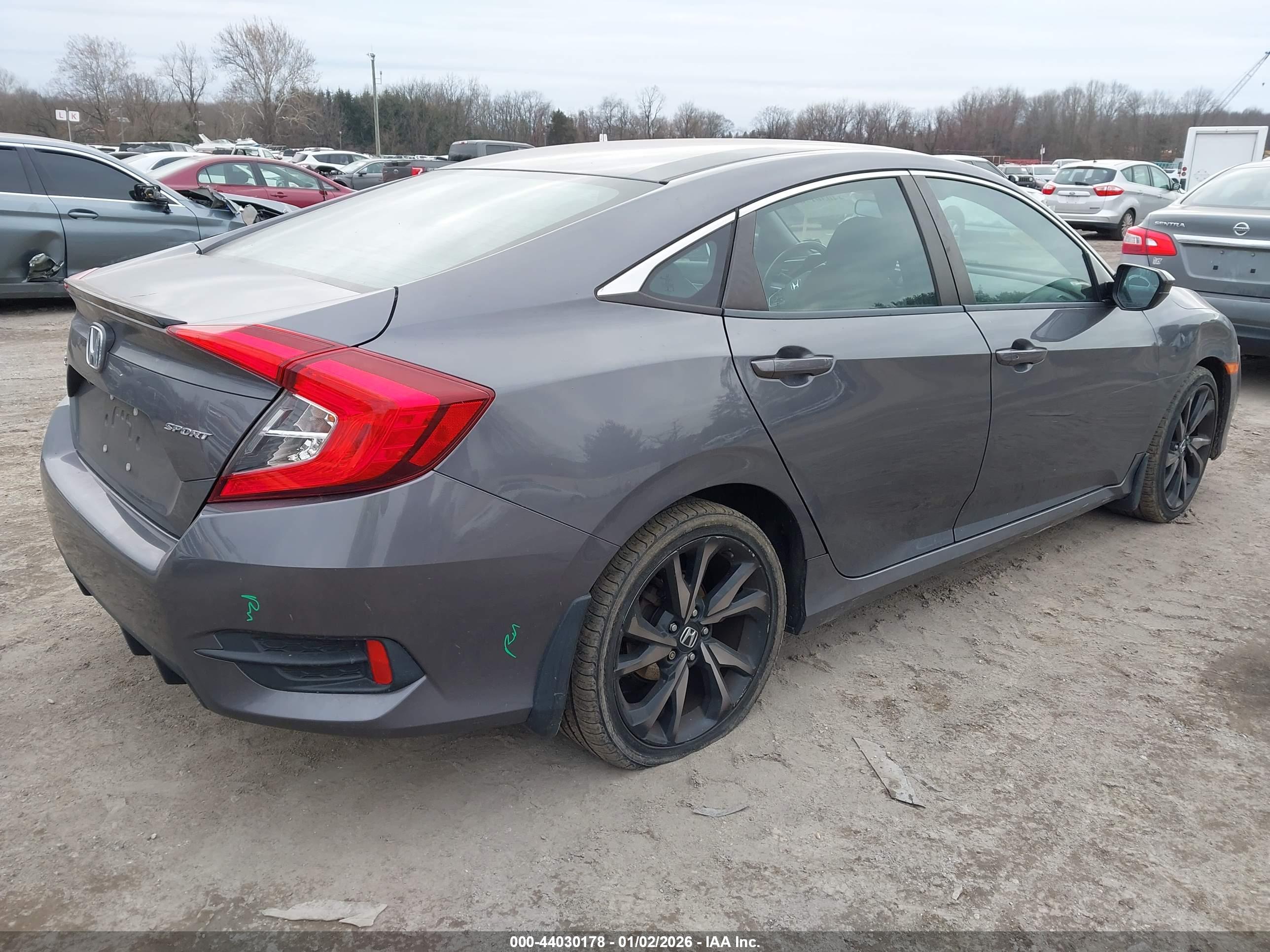 HONDA CIVIC image 4