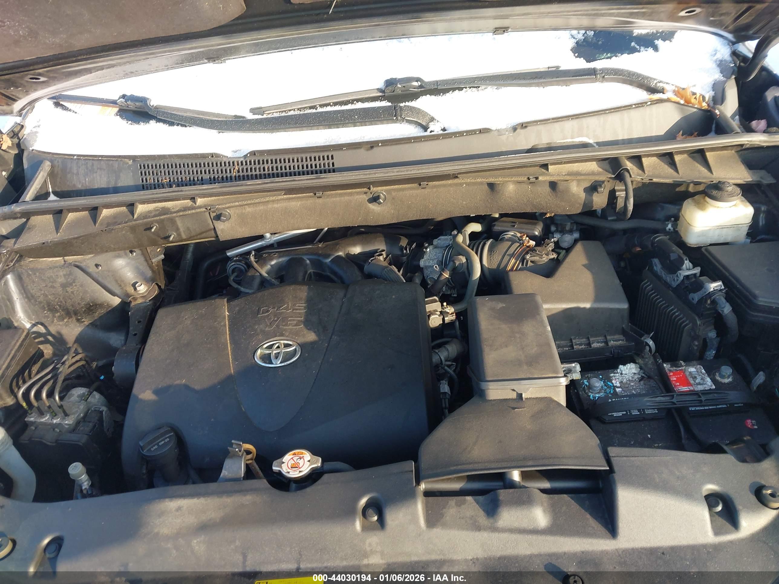 TOYOTA HIGHLANDER image 10