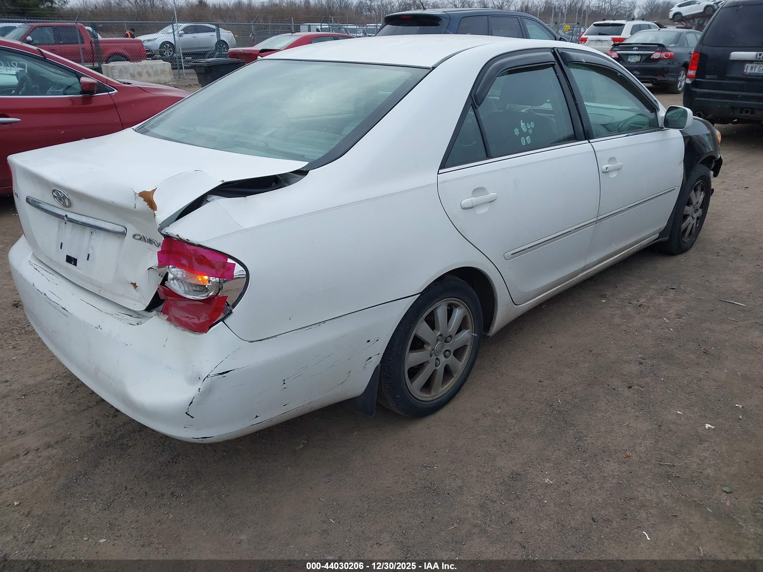 TOYOTA CAMRY image 4