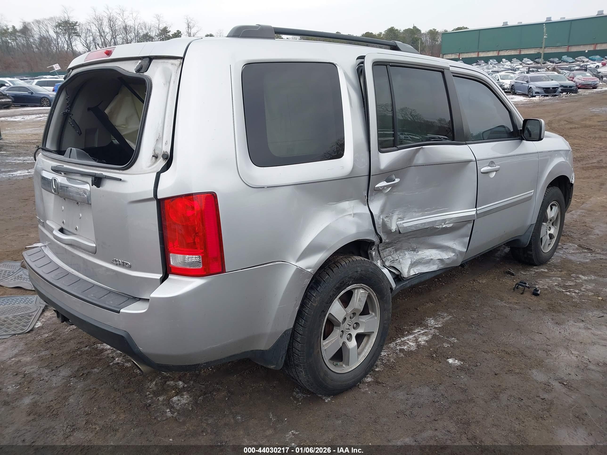 HONDA PILOT image 4